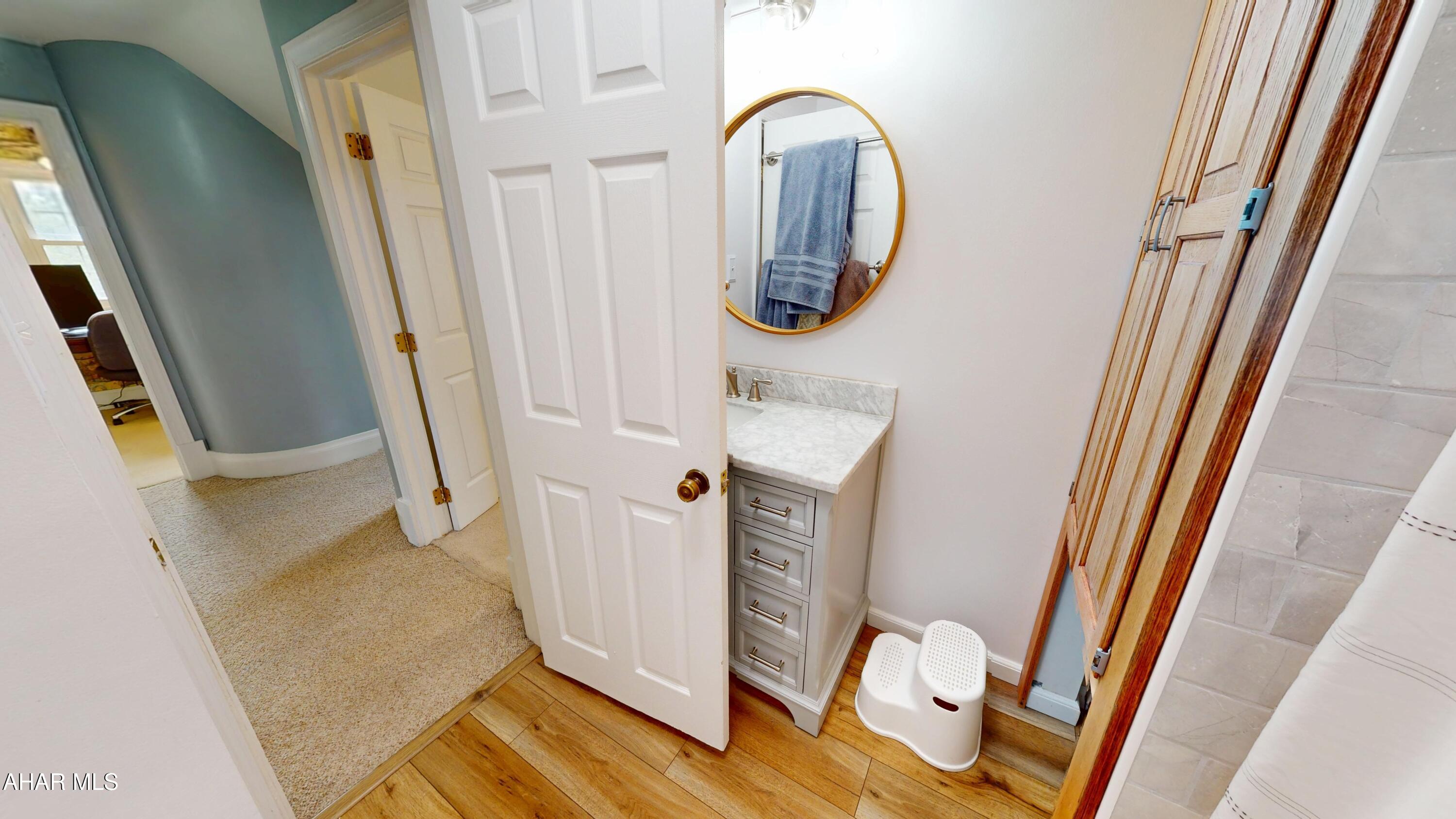 Llyswen - Residential