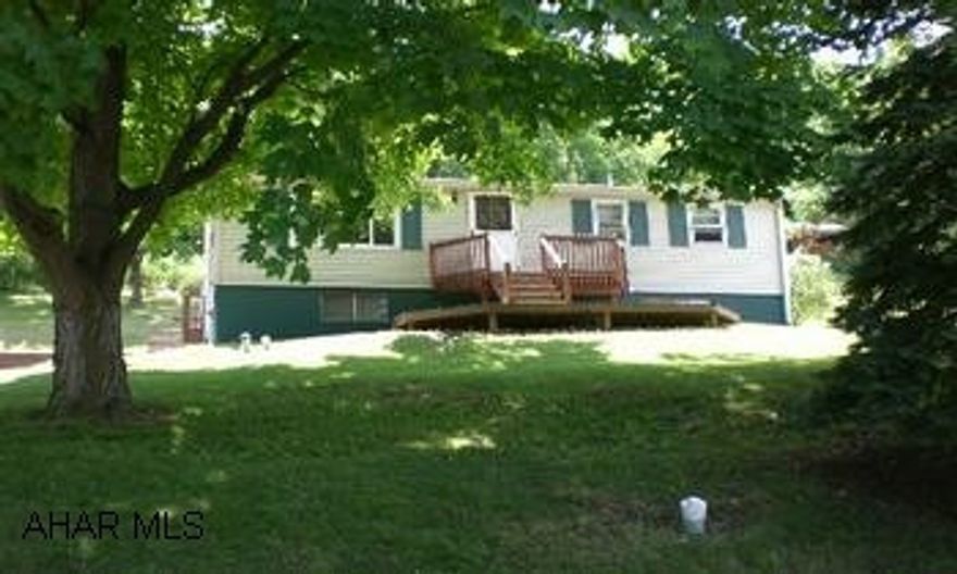 Vinyl sided ranch home with front and rear decks.  Partially finished basement with a rec. room and pellet stove.  Nice neighborhood on the outskirts of the Bedford Borough.  (Directions:  Follow Penn Street west to the end, take a left onto Lenore Street, house is on the left.)