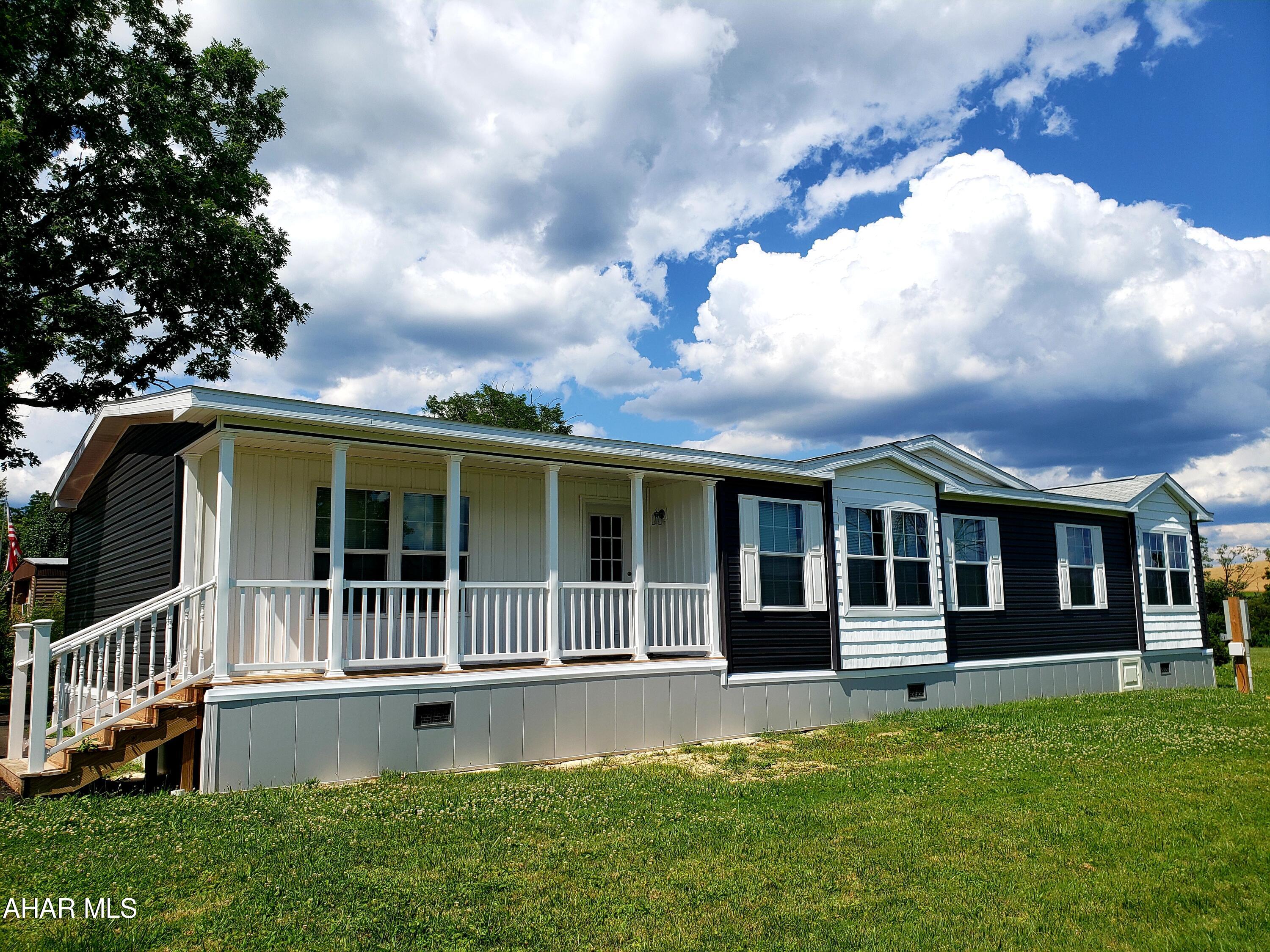 Maple Hollow - Residential