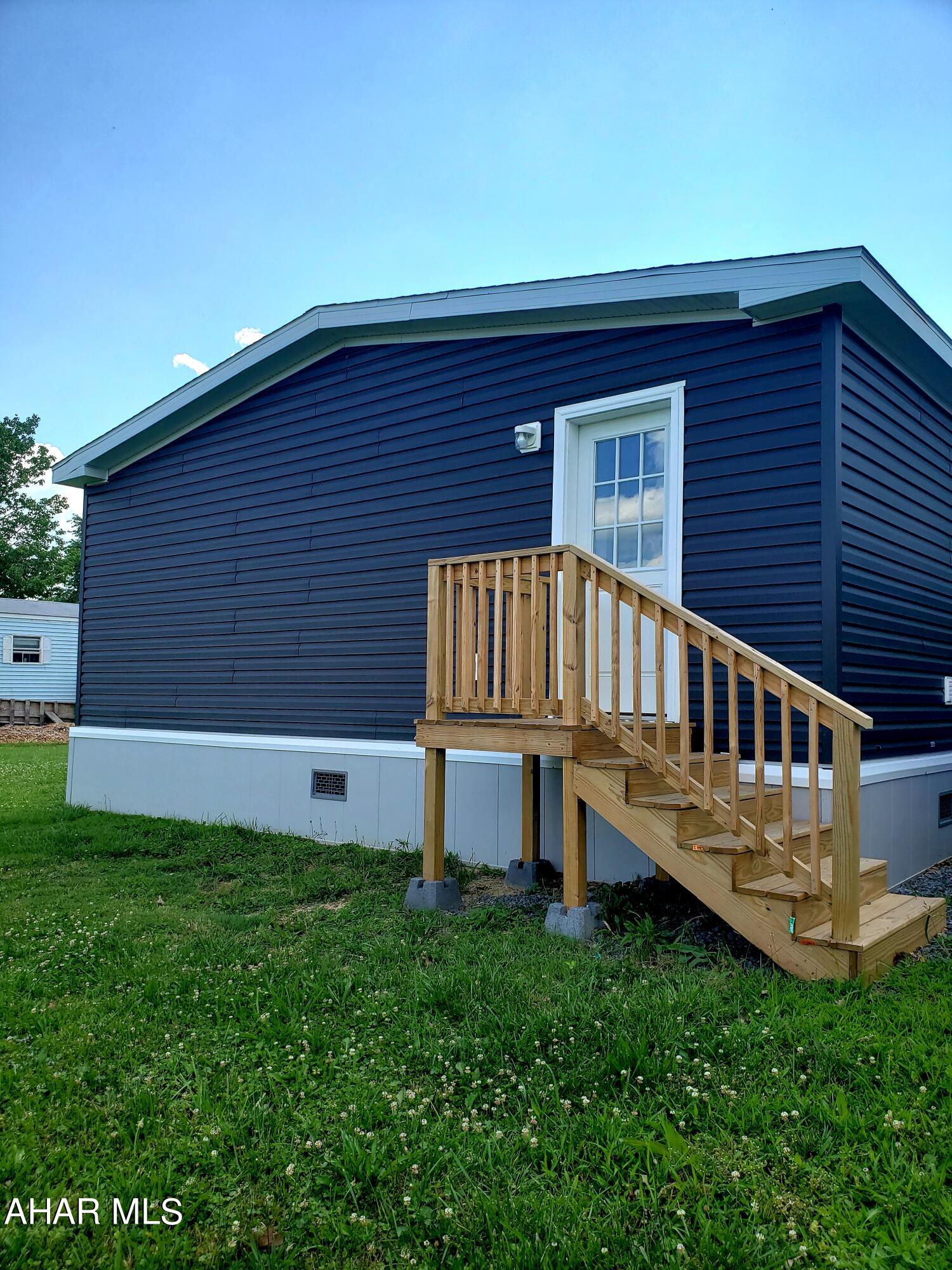 Maple Hollow - Residential