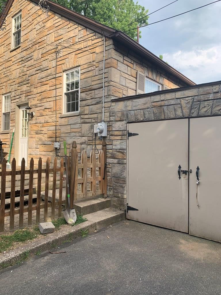 Unknown - Residential