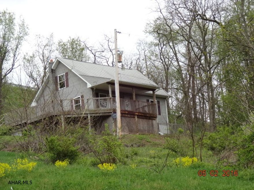 Buyer must pay 2% transfer tax. This property eligible under Freddie Mac First Look Initiative through 5/27/16. Homesteps offers $500 credit toward purchase of home warranty for owner-occupants.