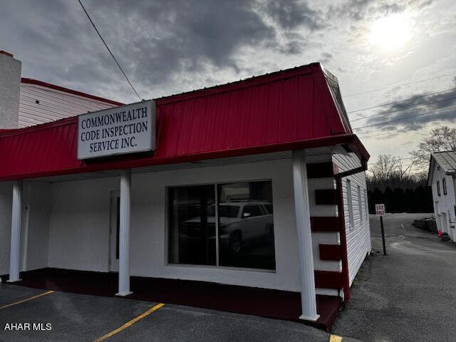 None - Commercial Lease