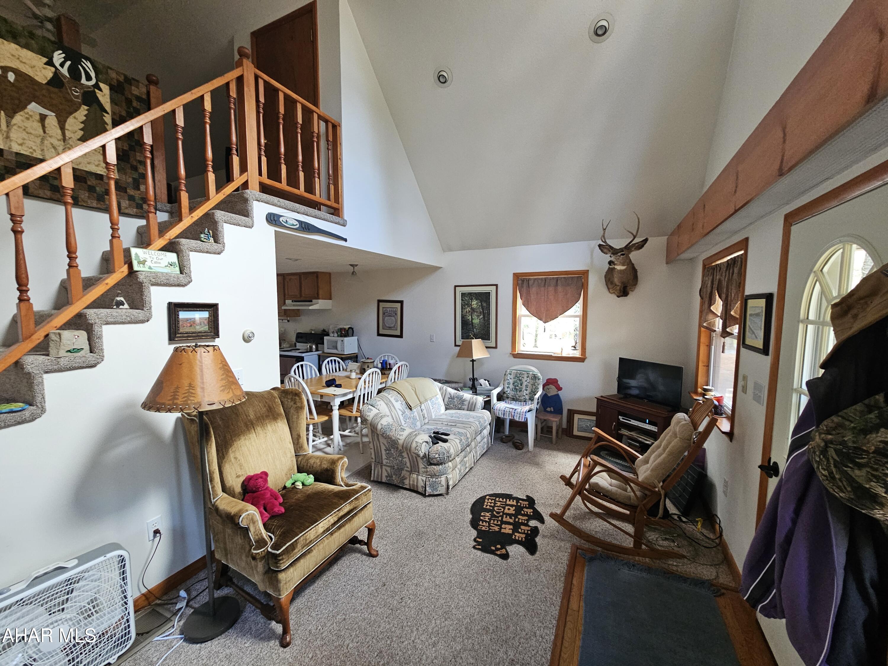 Glendale Yearound - Residential