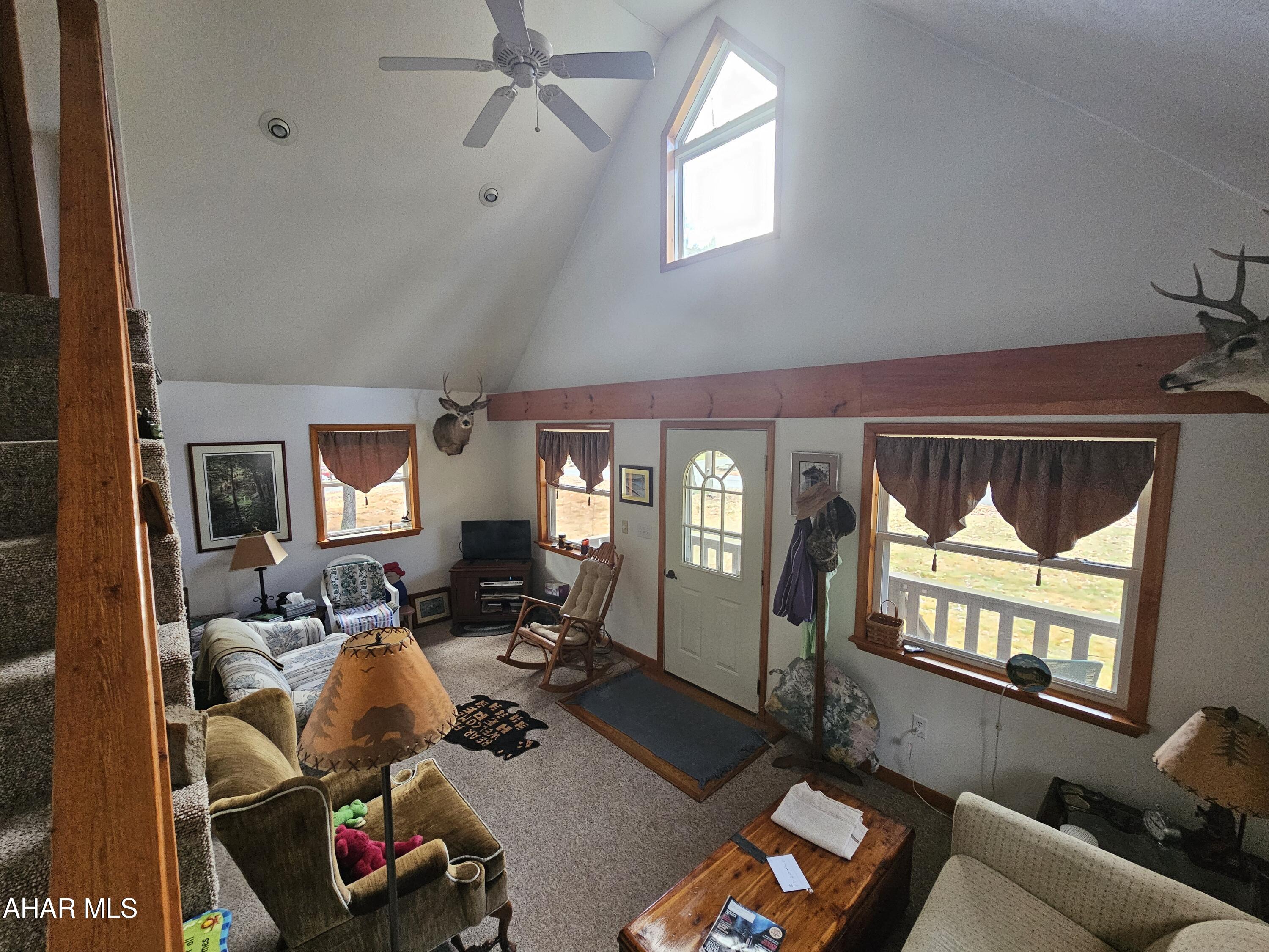 Glendale Yearound - Residential