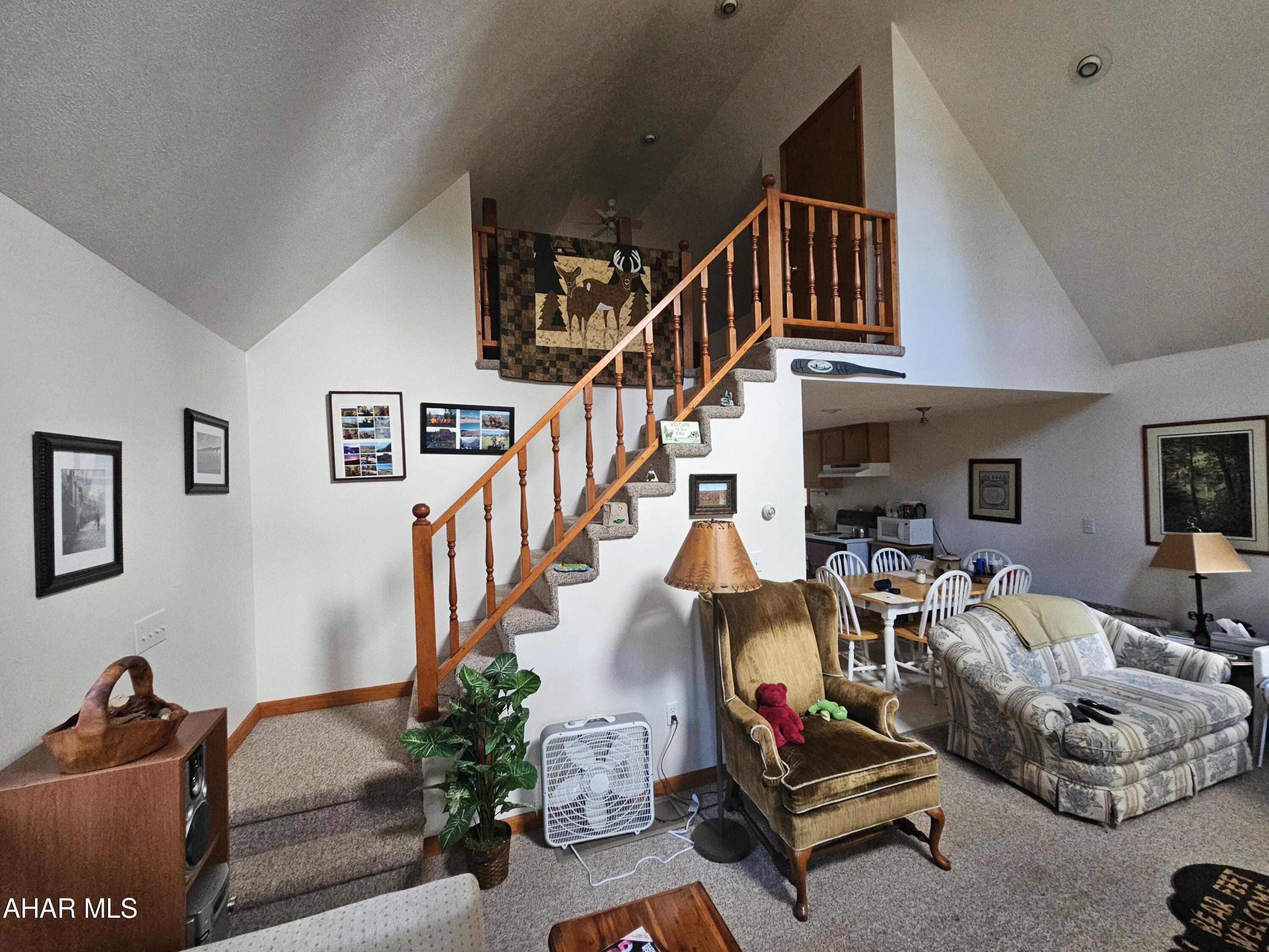 Glendale Yearound - Residential