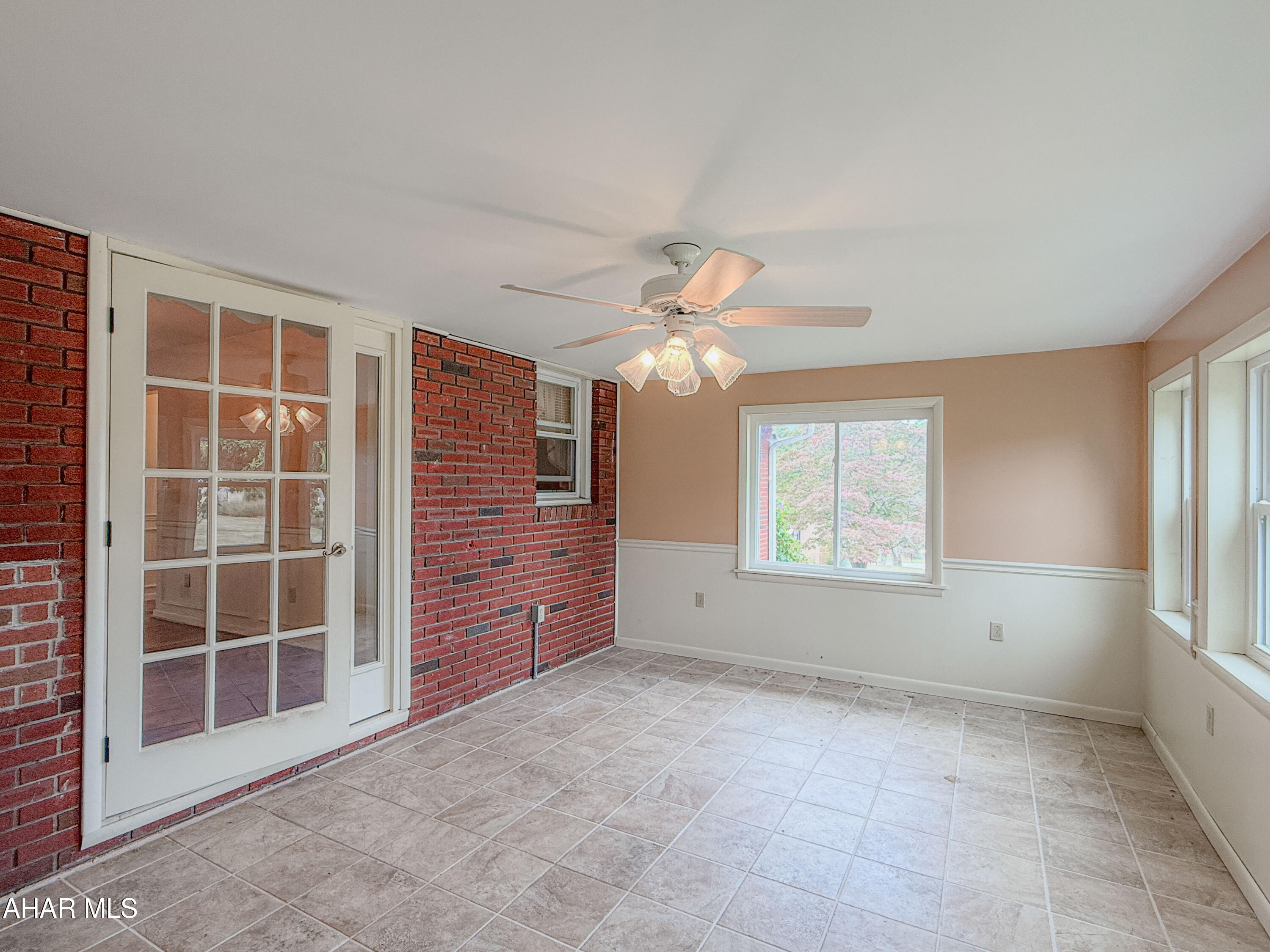 Meadowbrook Terrace - Residential