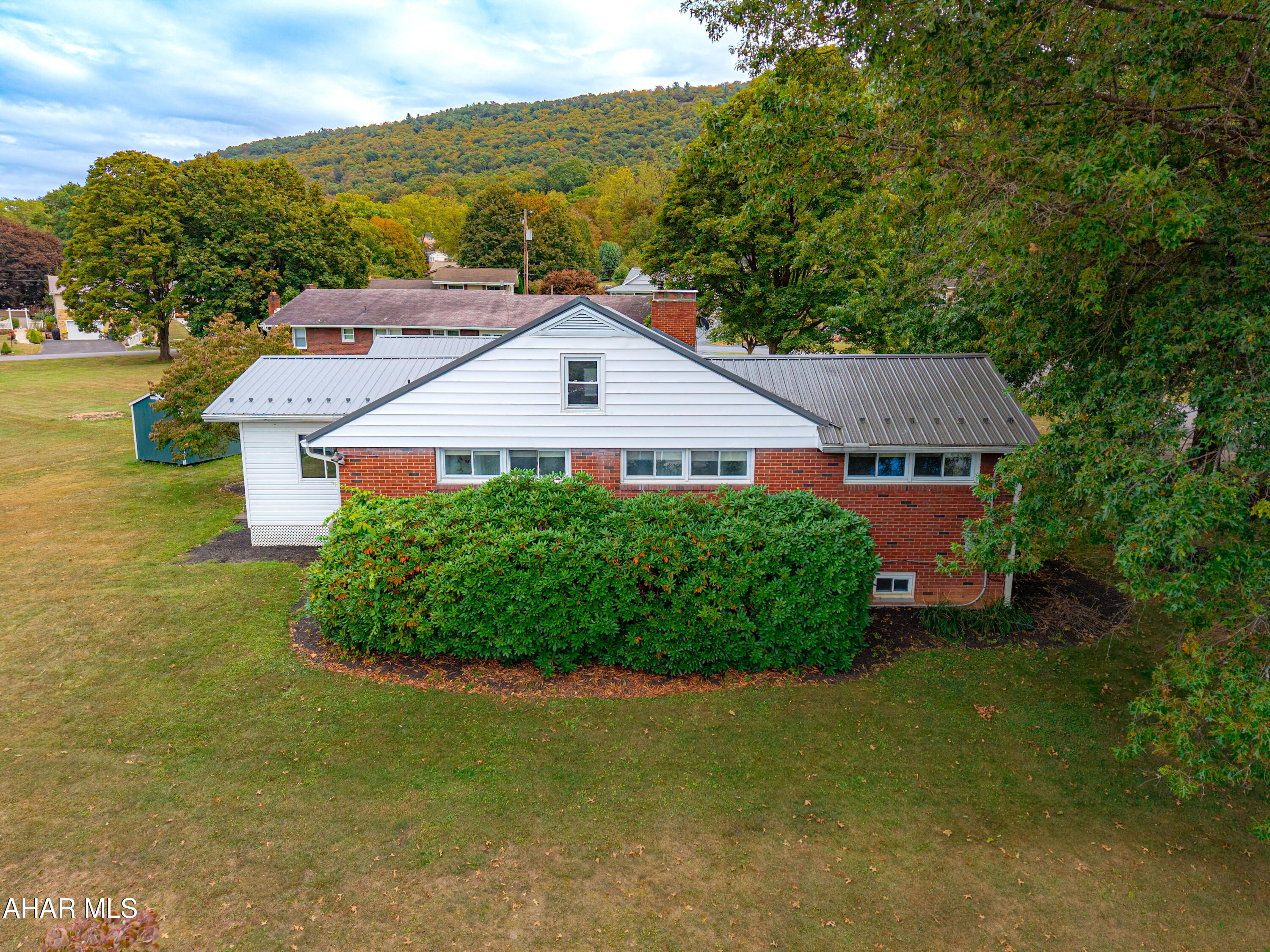 Meadowbrook Terrace - Residential