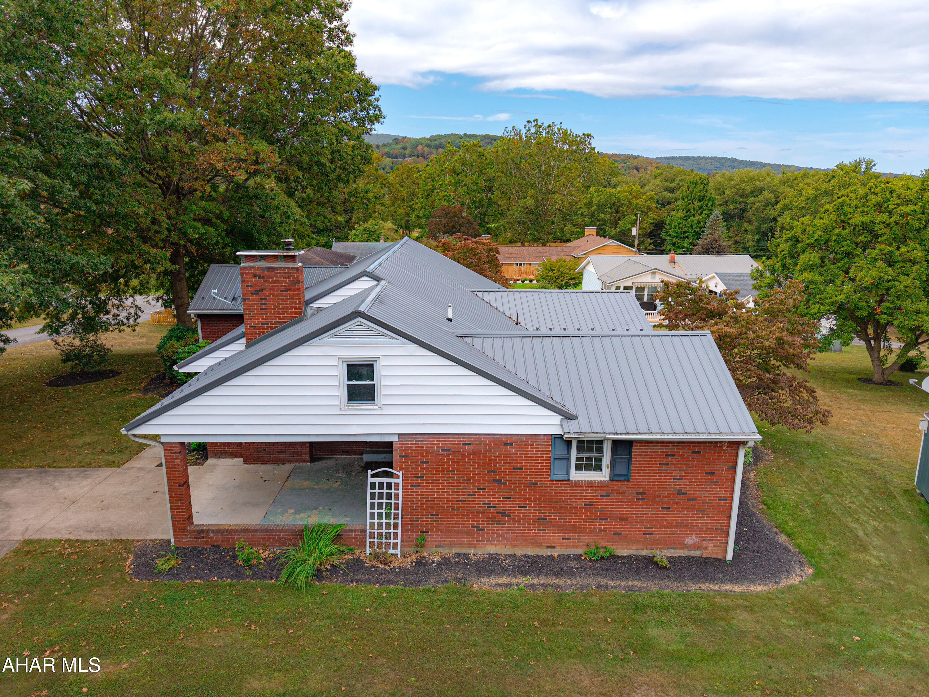 Meadowbrook Terrace - Residential