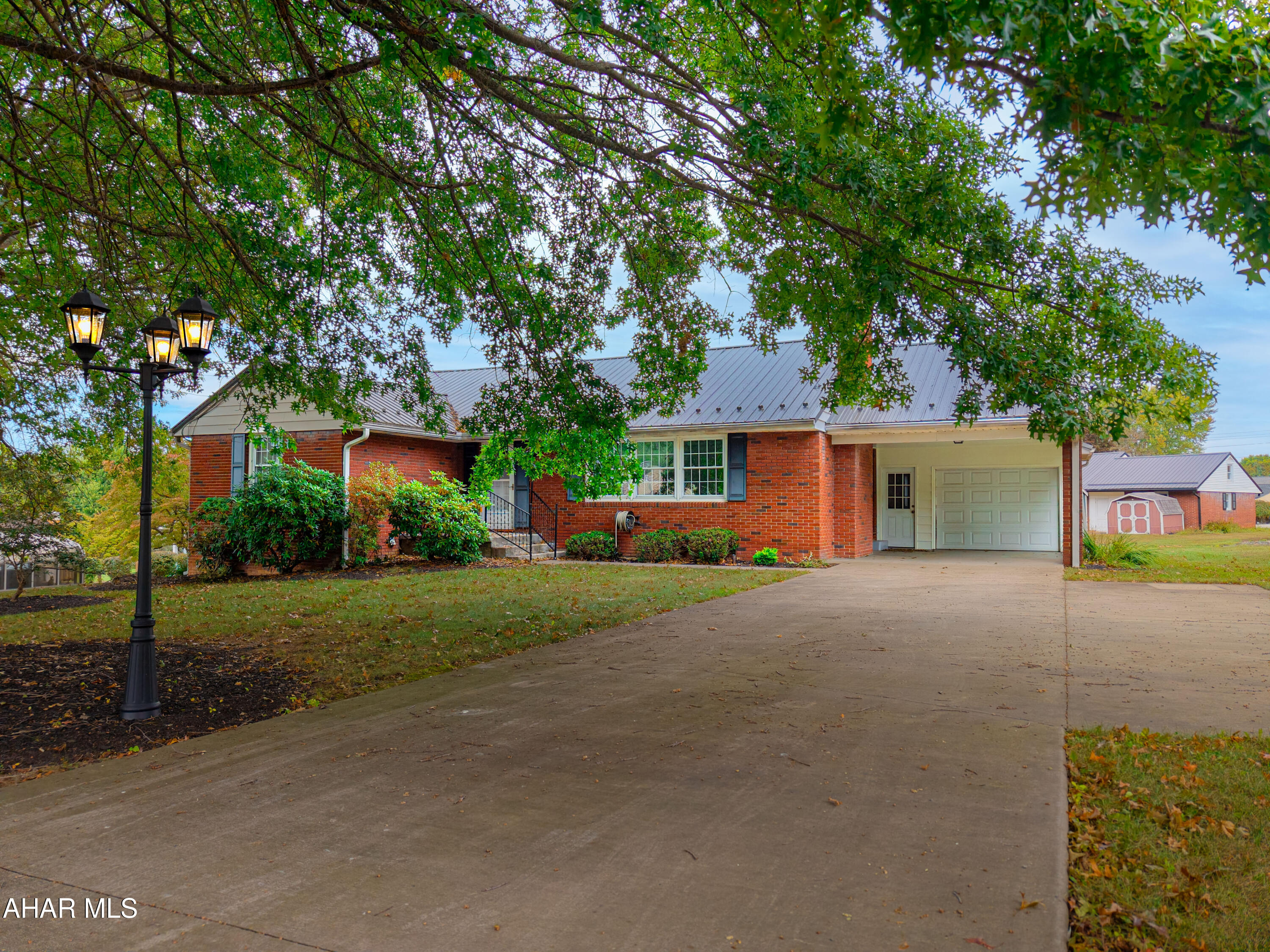 Meadowbrook Terrace - Residential