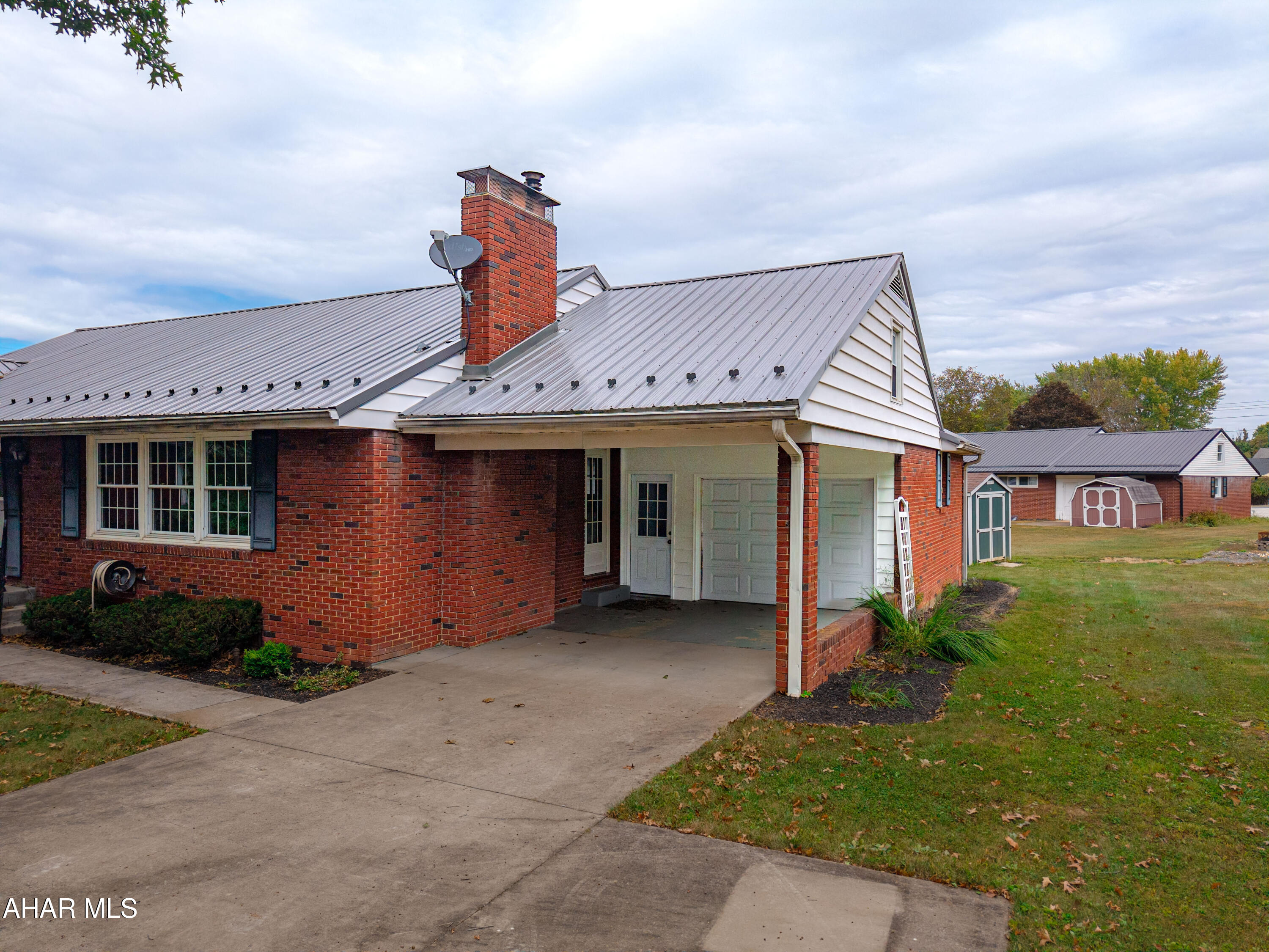 Meadowbrook Terrace - Residential