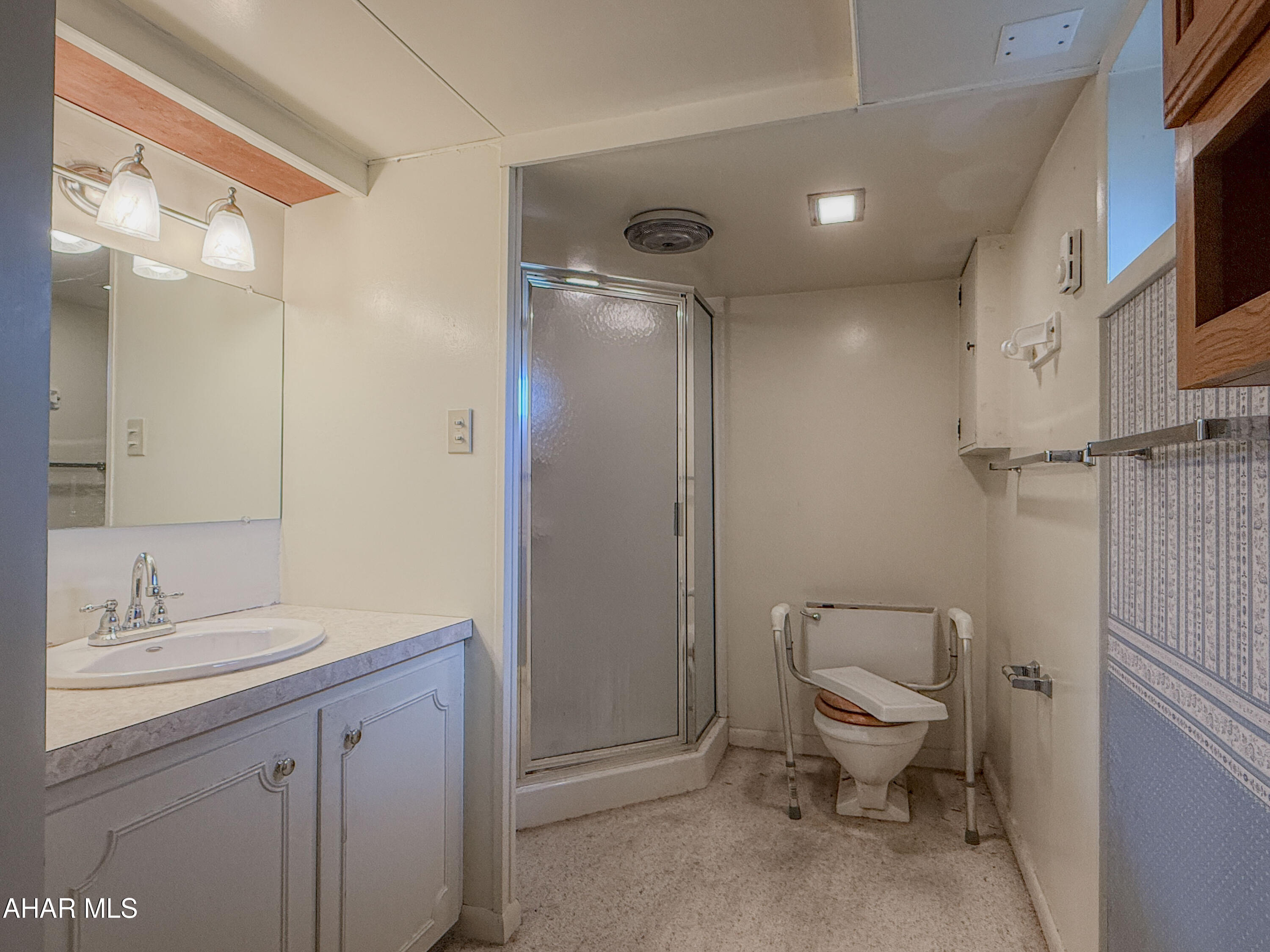 Meadowbrook Terrace - Residential