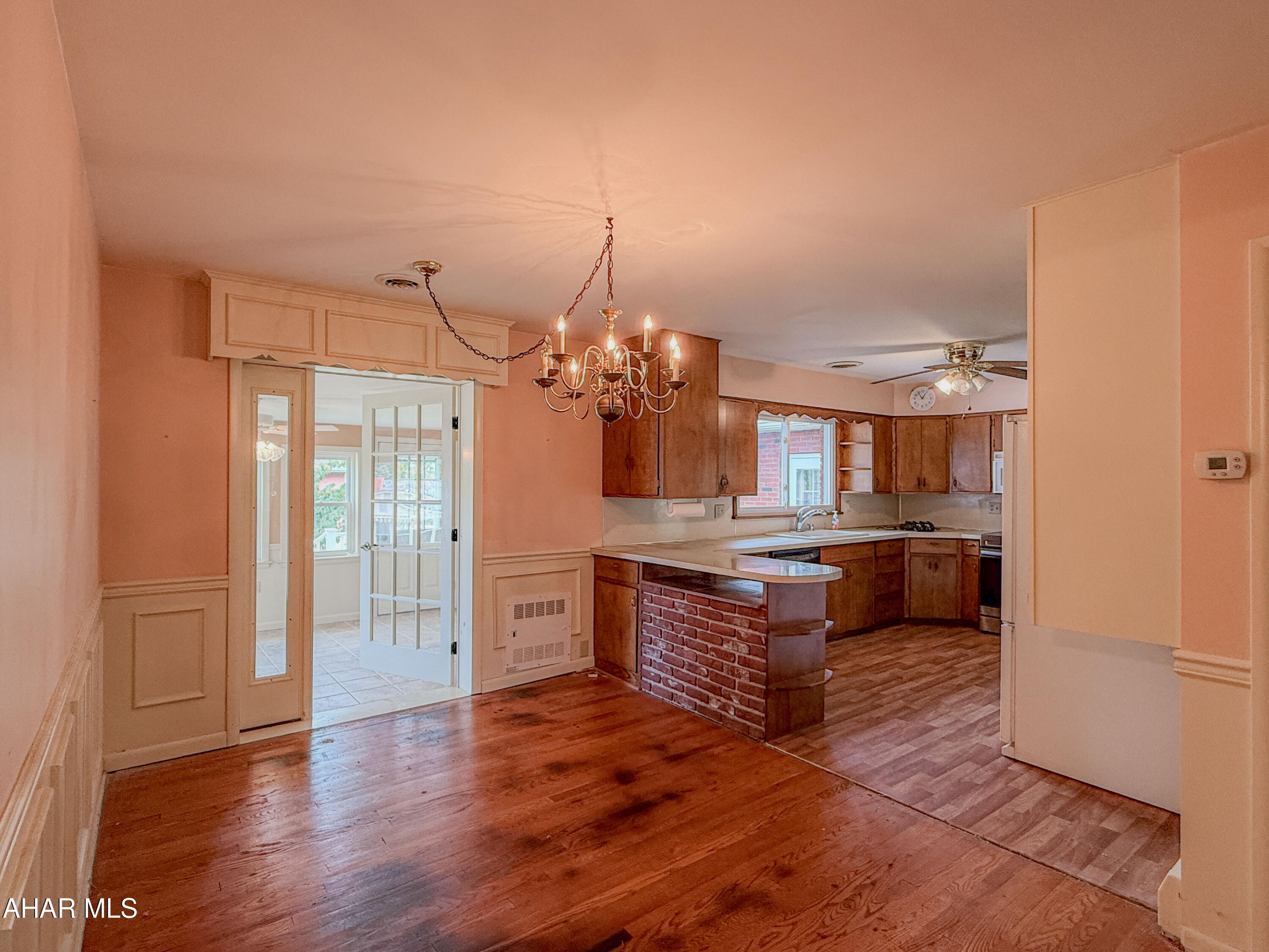 Meadowbrook Terrace - Residential