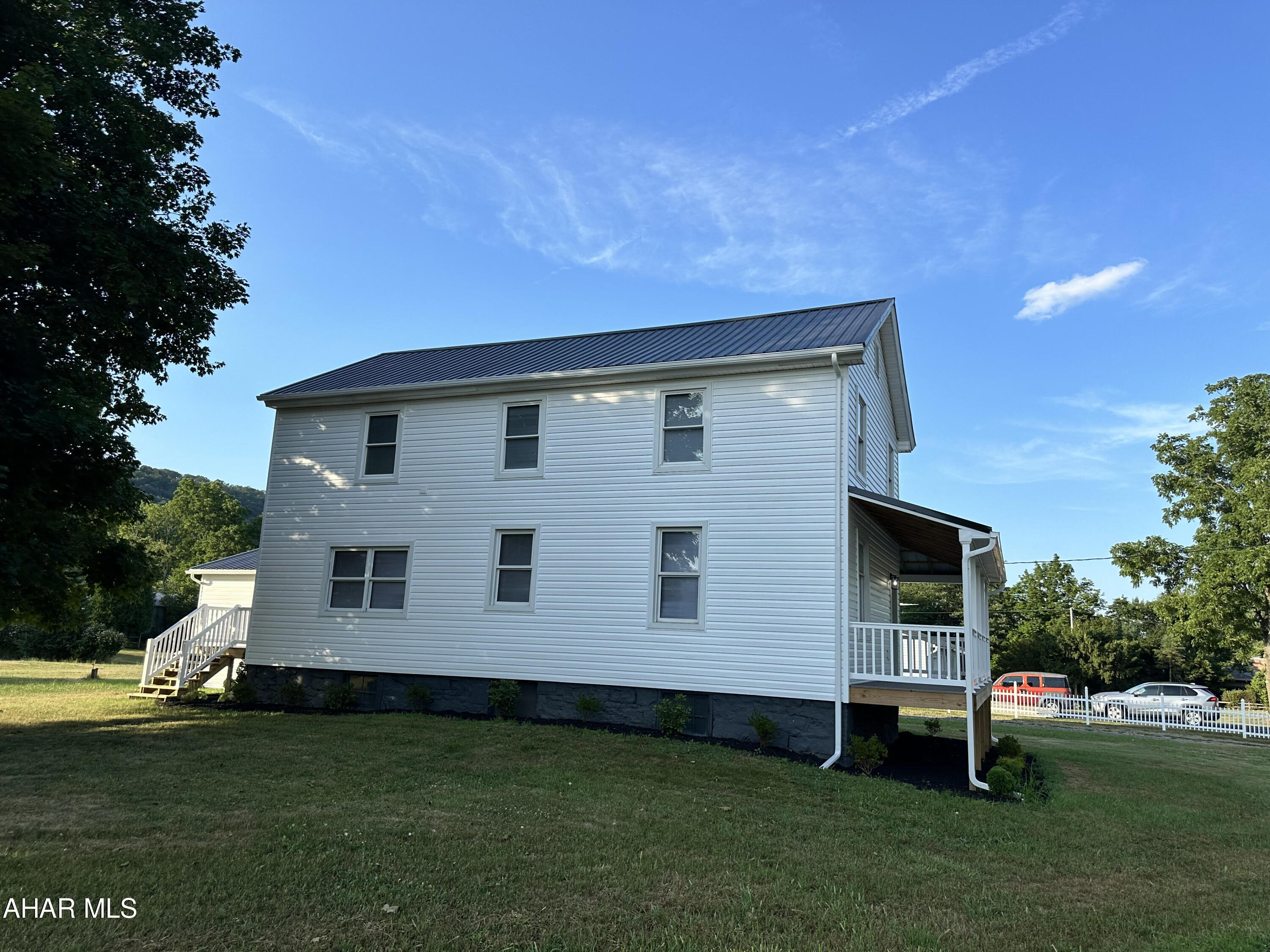 Sinking Valley - Residential