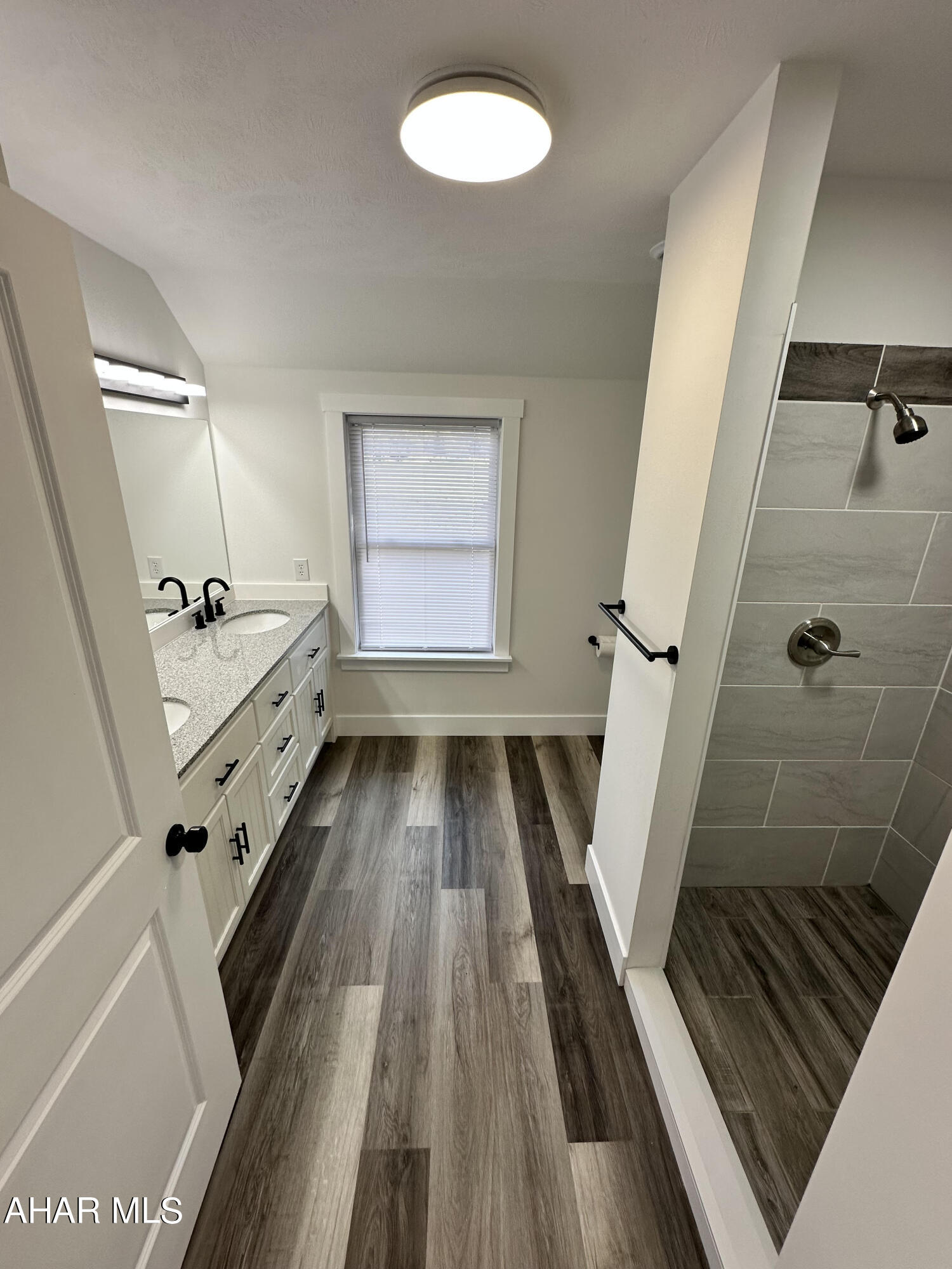 Sinking Valley - Residential