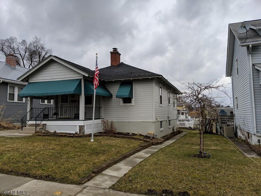 One story living in the city. Very nice bungalow with central air and an updated kitchen and bathroom. Off street parking. Convenient access to many local attractions. New windows for energy savings.