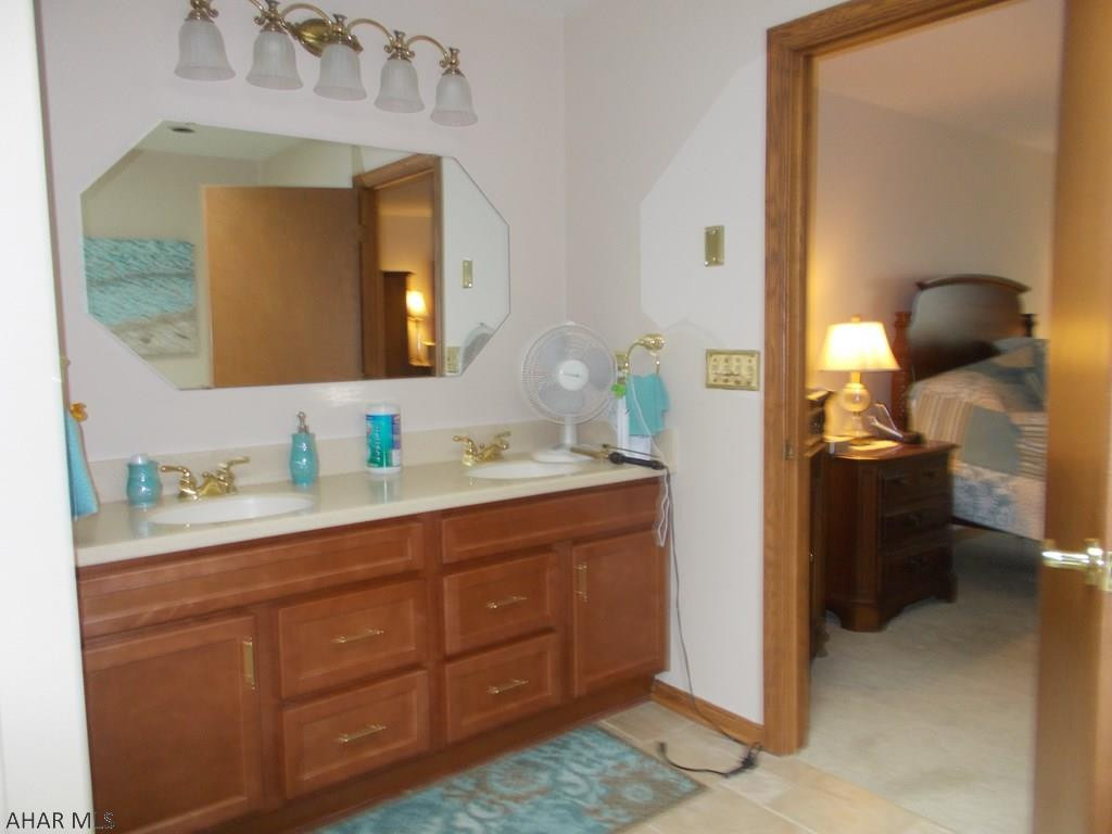 Elmwood - Residential