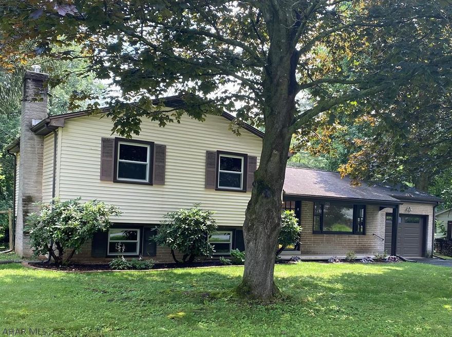 This beautiful 3 bed, 1 & 1/2 bath split level home is located in quiet Piney Ridge, just outside of Pine Grove Mills and less than 15 minutes from PSU. Come see the newly renovated kitchen. The house boasts plenty of remodeling including new carpeting and flooring throughout, new windows, a new garage door, and a new heat pump with central air. Relax or entertain on the back deck which overlooks a marvelous and semi-private backyard. No through traffic is perfect for biking and walking.