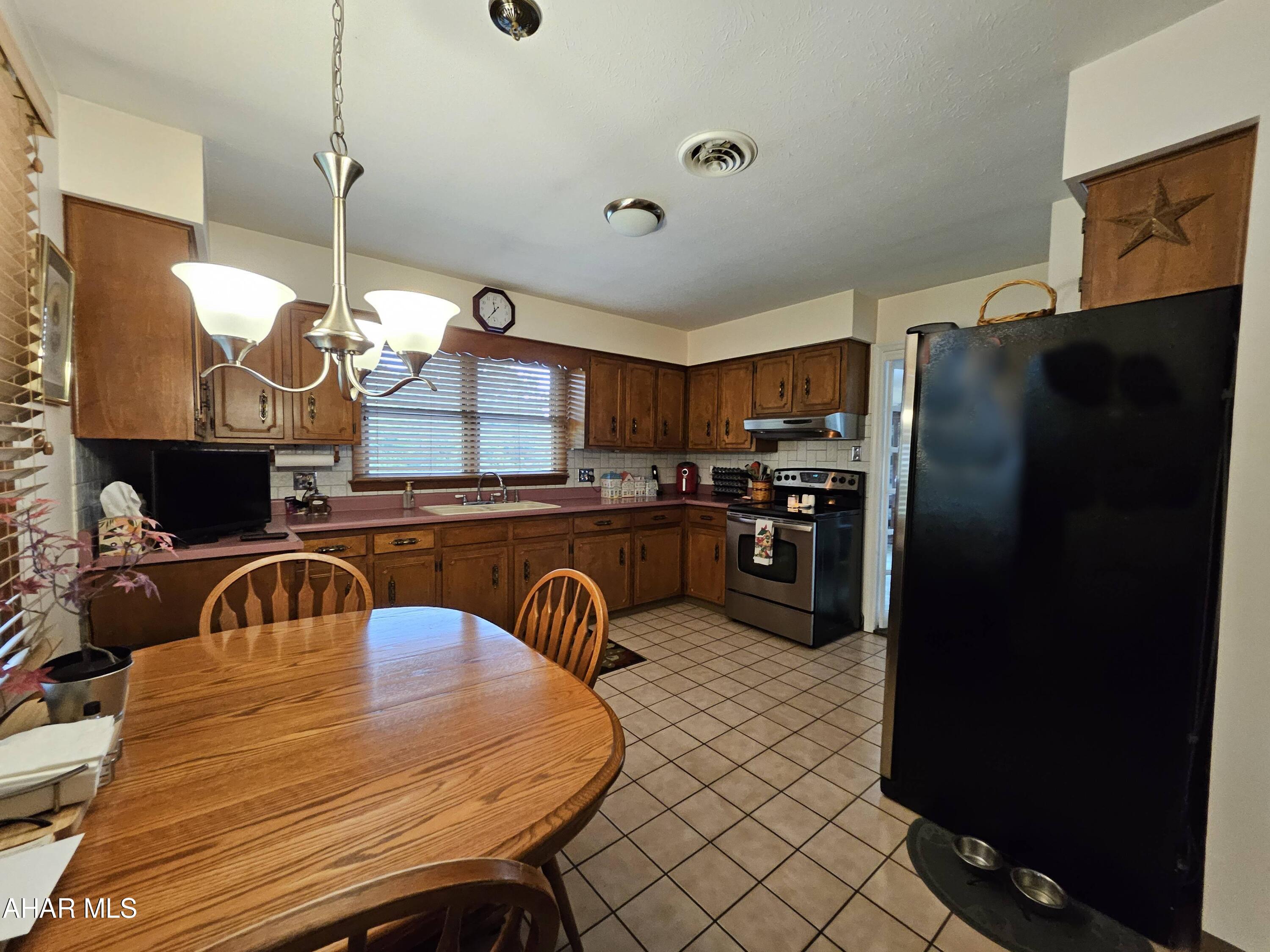 Unknown - Residential