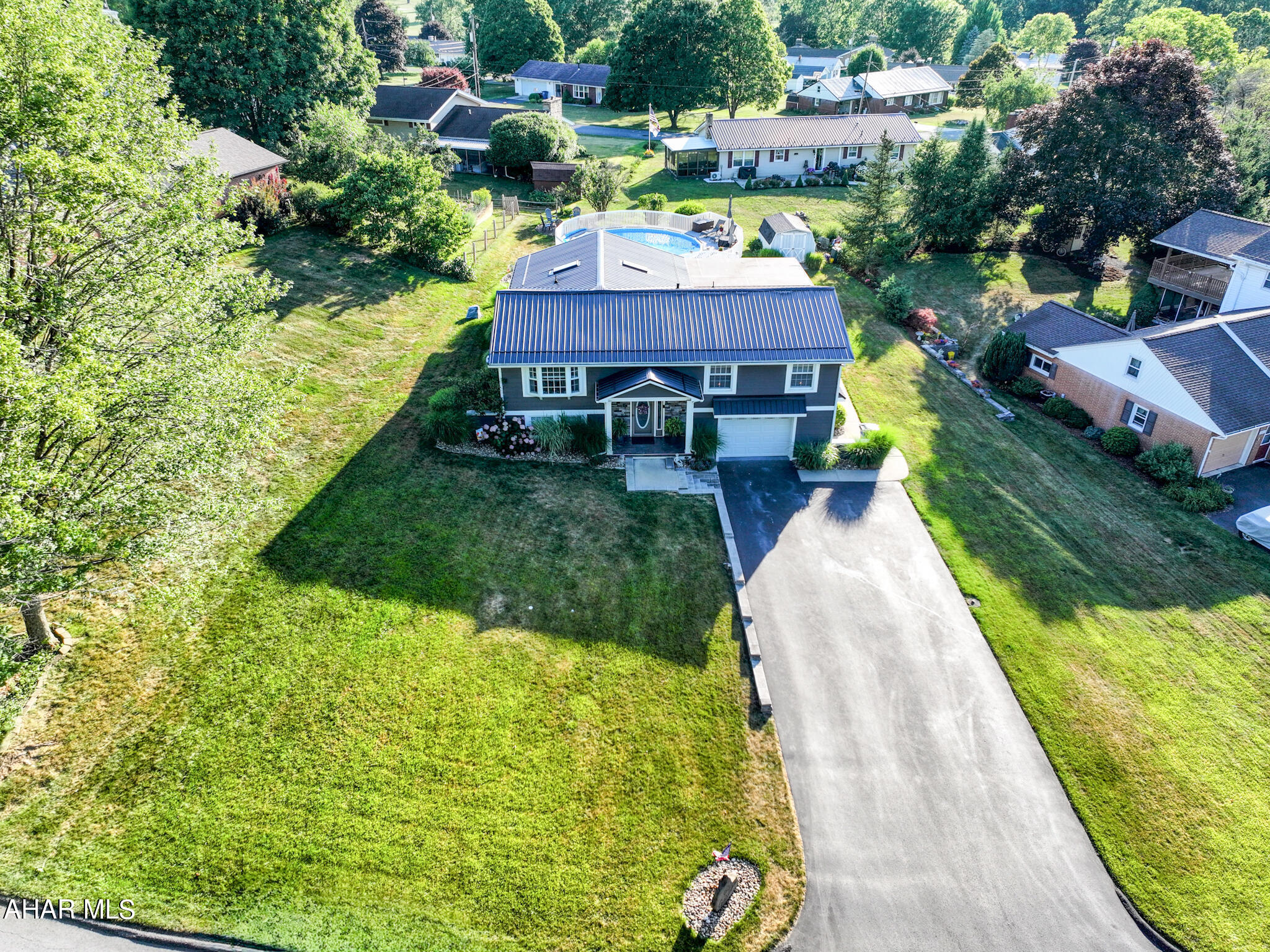 Meadowbrook Terrace - Residential