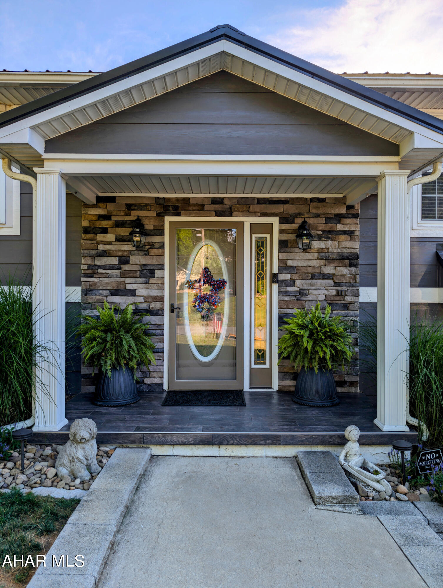 Meadowbrook Terrace - Residential