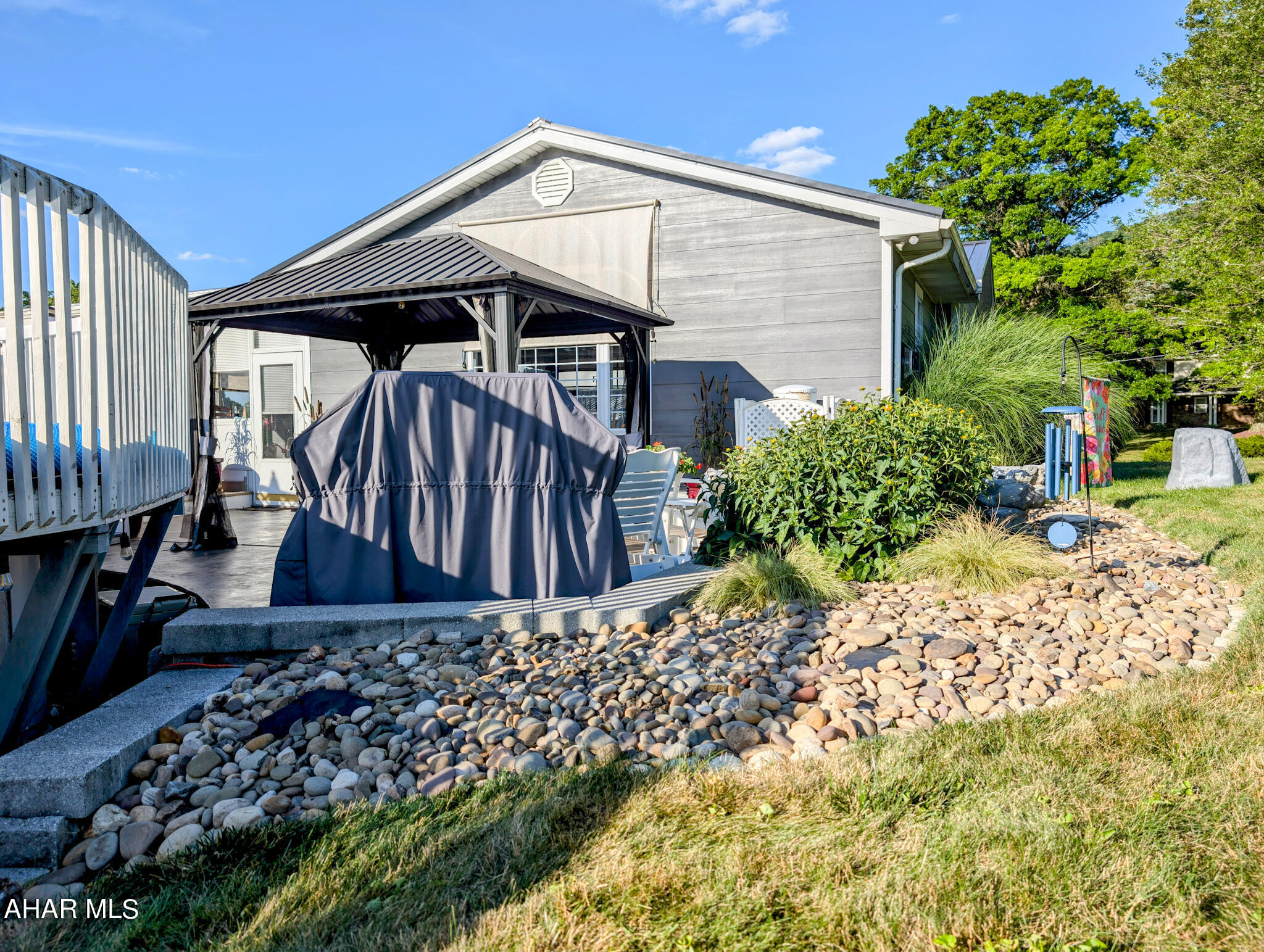 Meadowbrook Terrace - Residential