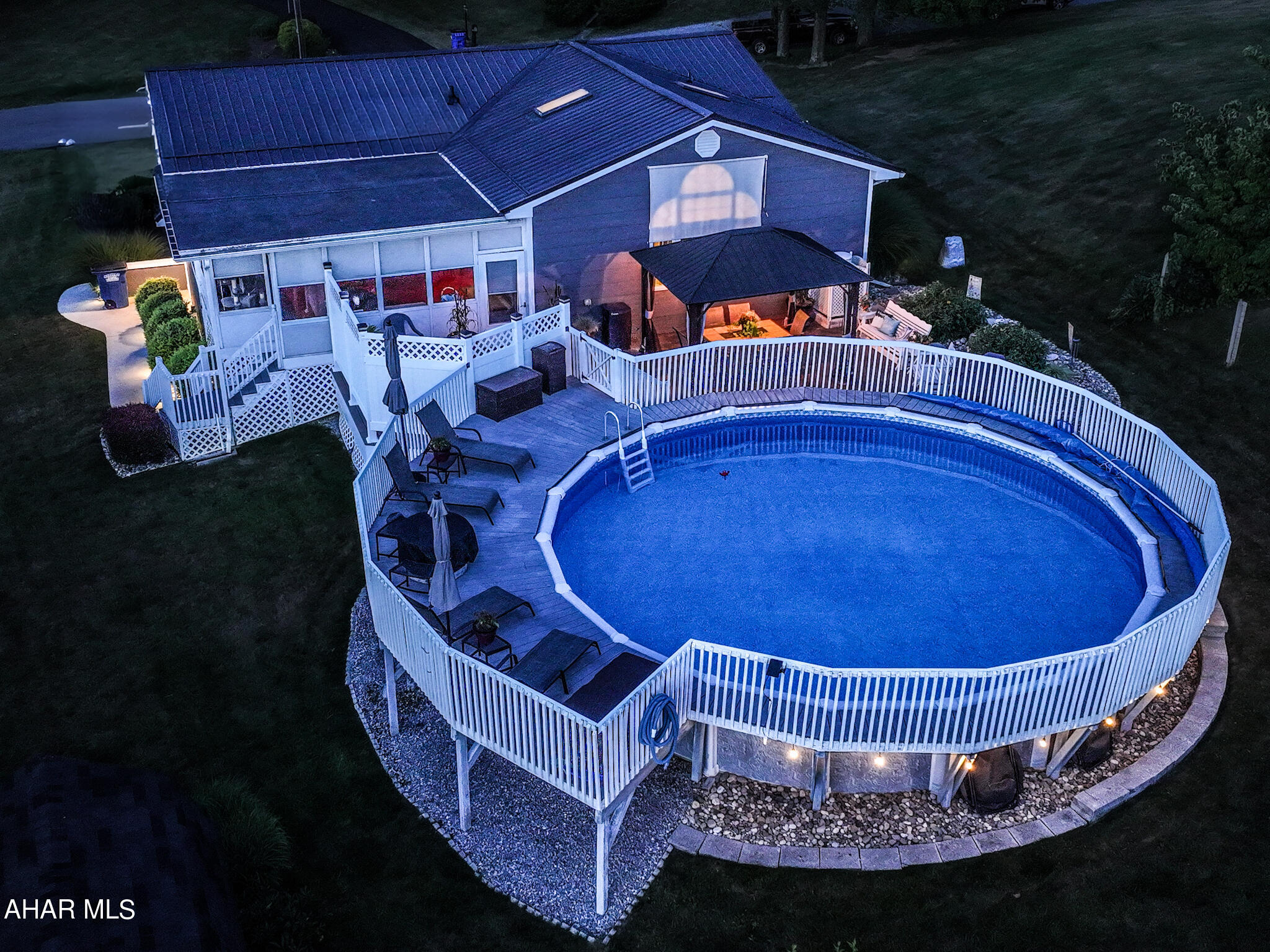 Meadowbrook Terrace - Residential