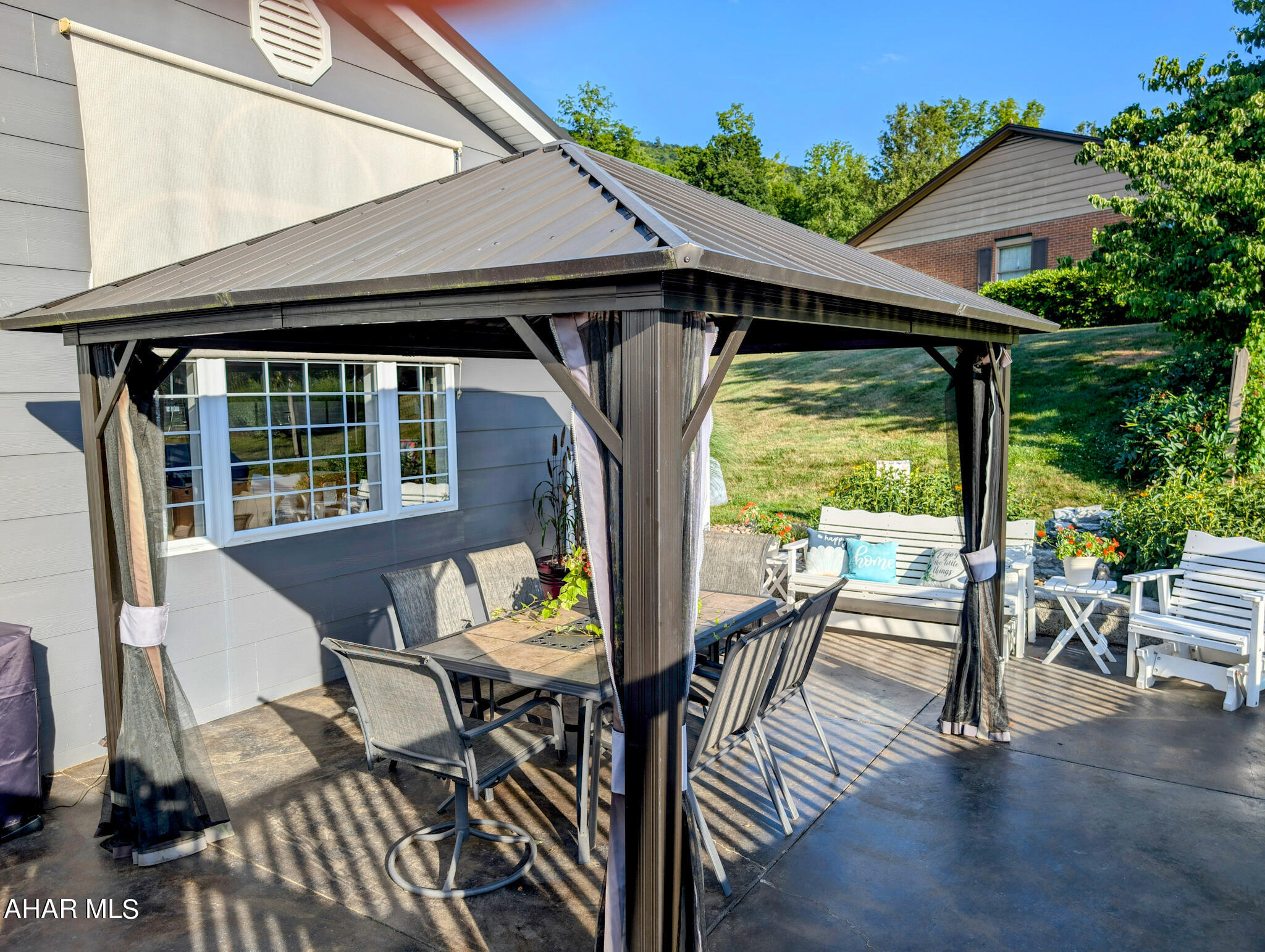 Meadowbrook Terrace - Residential