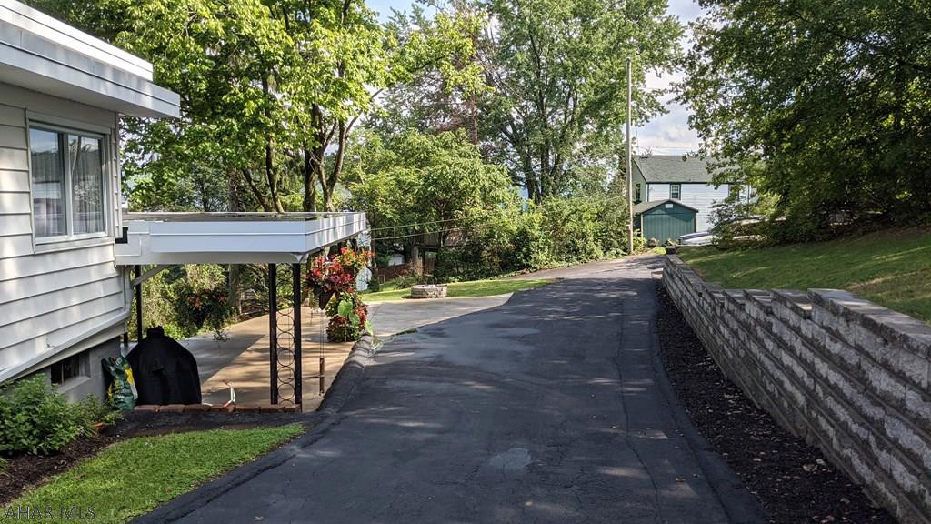 Calvert Hills - Residential