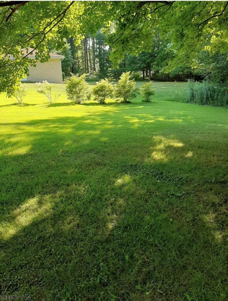 Mountain House Grounds - Residential