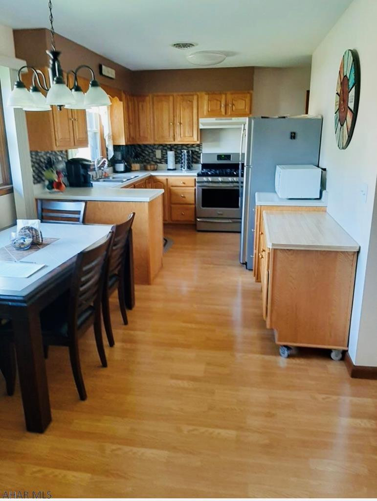 Mountain House Grounds - Residential