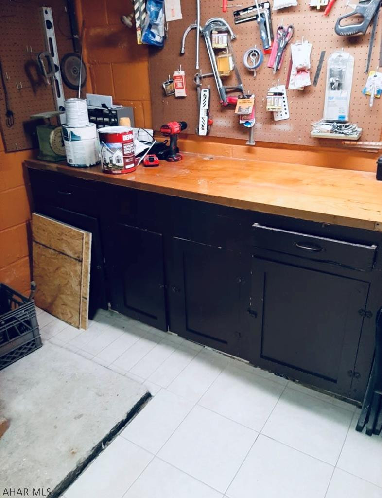 Mountain House Grounds - Residential