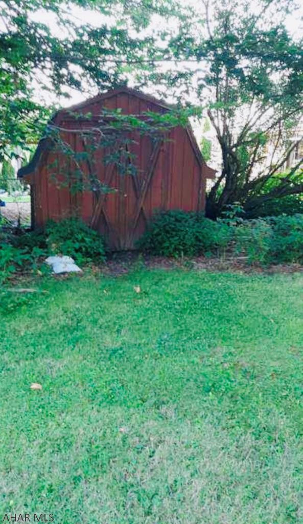 Mountain House Grounds - Residential