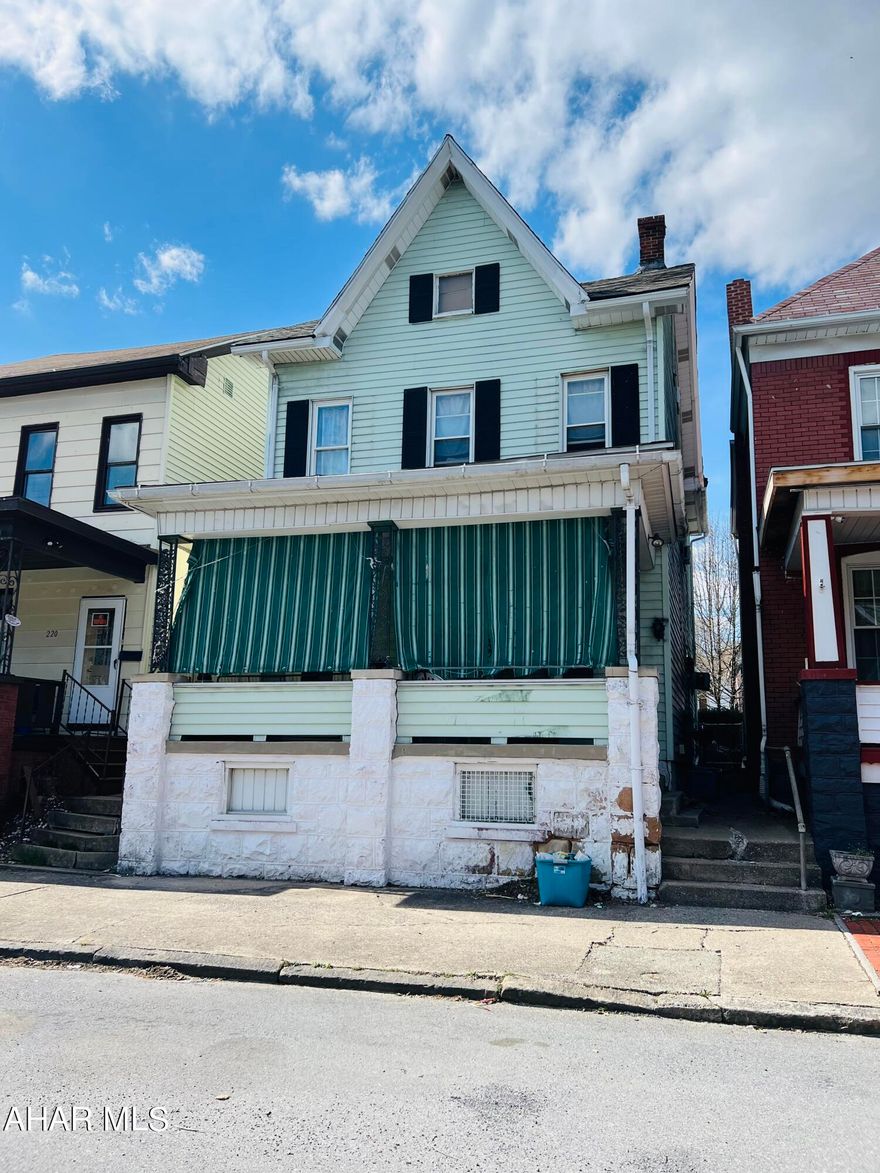 Elevate Your Investment Portfolio with this Unique Home on Lexington Avenue.
Nestled in the heart of Altoona, just a 5 minute walk away from the  UPMC Altoona Hospital, this enchanting 2.5-story residence awaits, seamlessly blending classic architecture with modern convenience.    
This home features 3 bedrooms and one and a half baths and a bonus room on the third floor that is currently used as a forth bedroom.  This home is currently rented out on a month to month lease for $1000.  
The tenant pays all utilities.