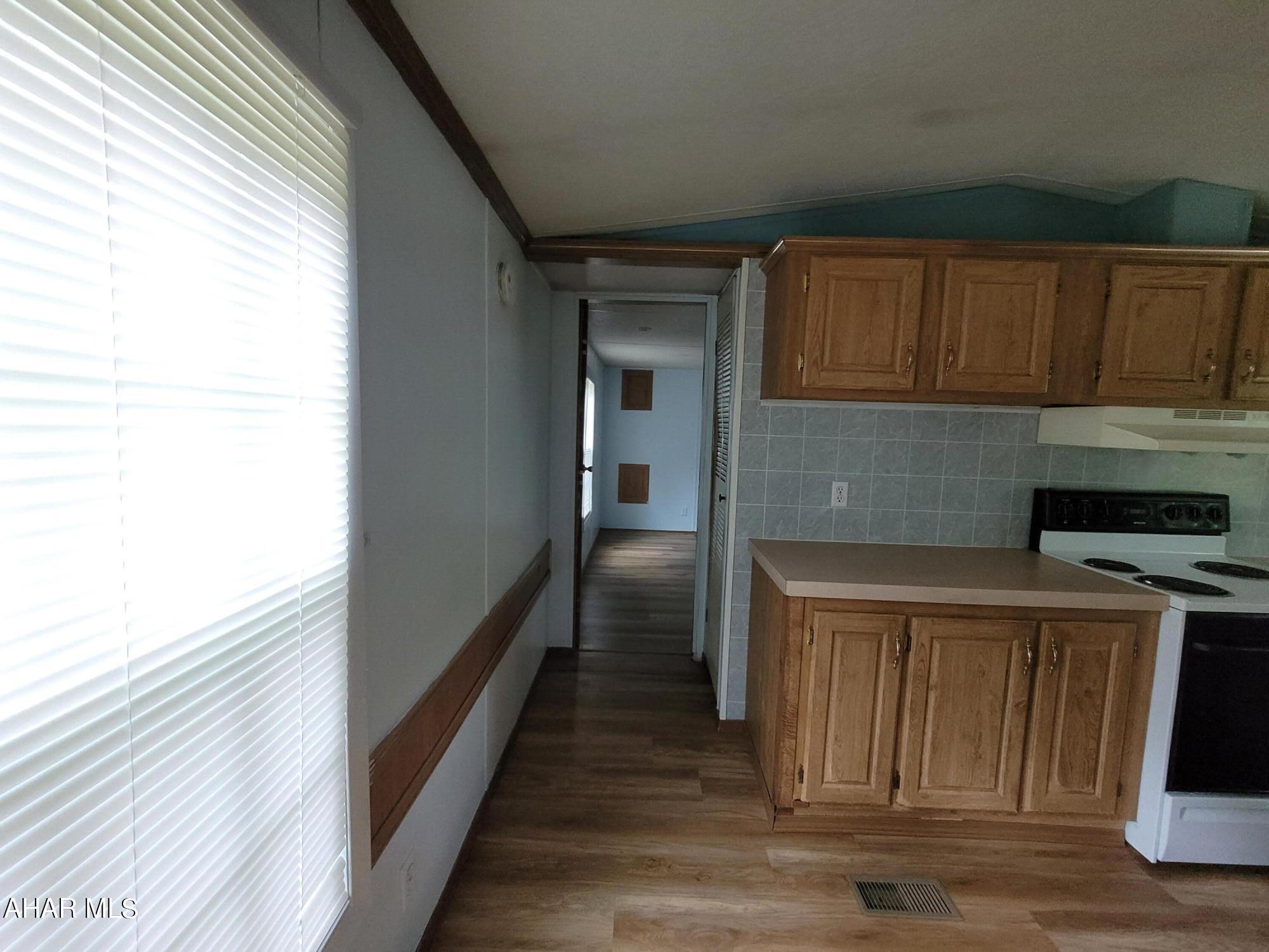 Glendale Yearound - Residential