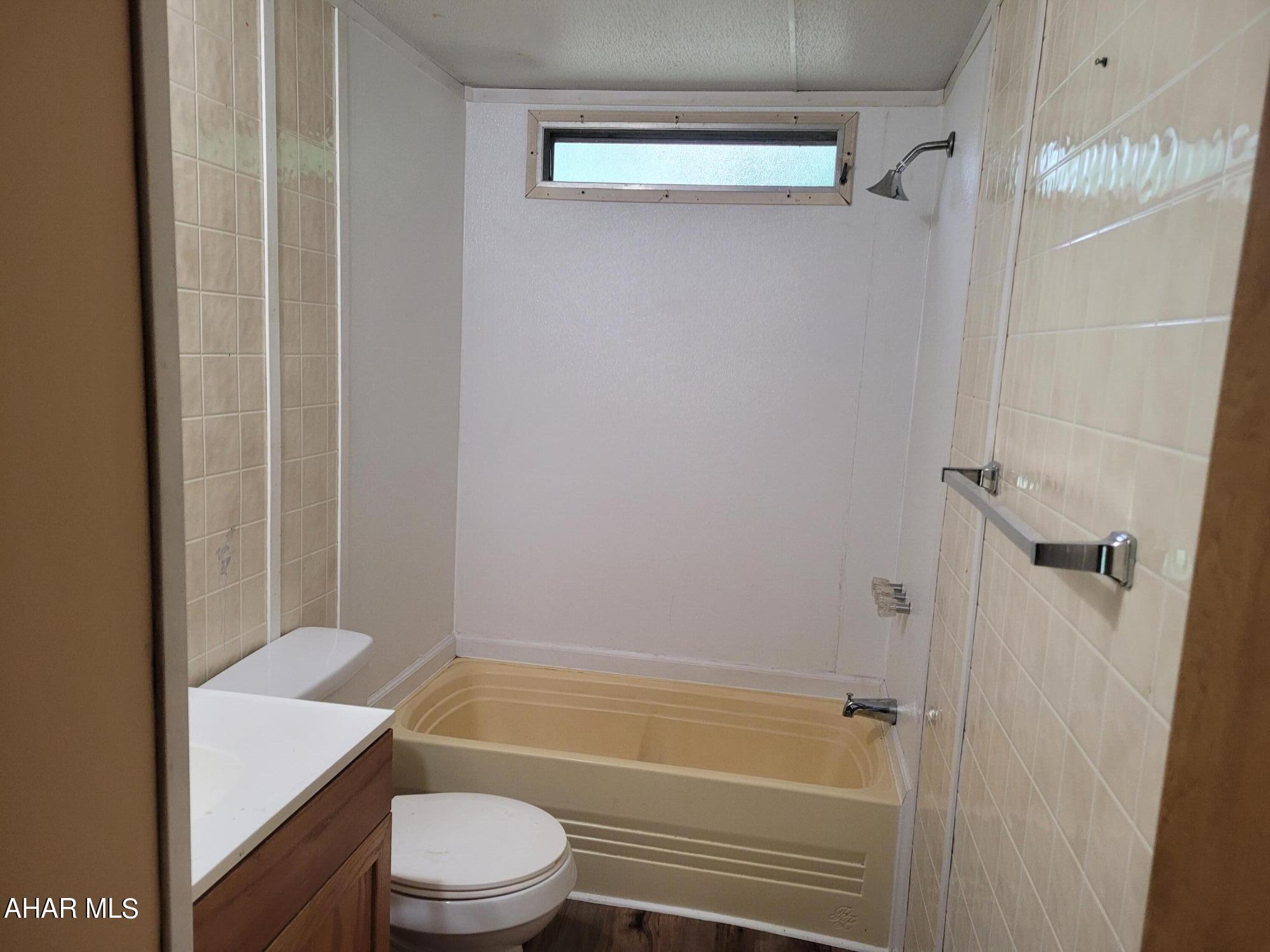 Glendale Yearound - Residential