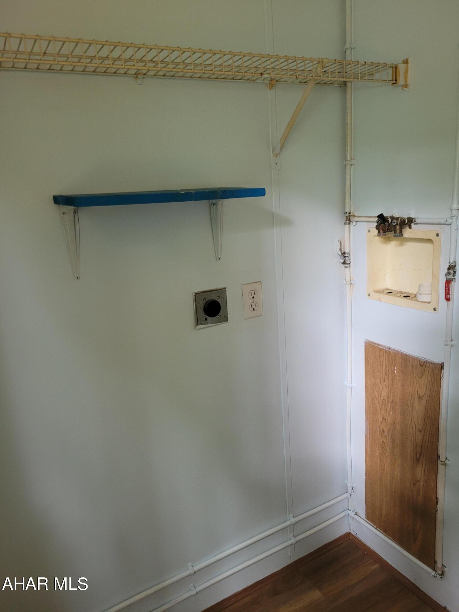 Glendale Yearound - Residential