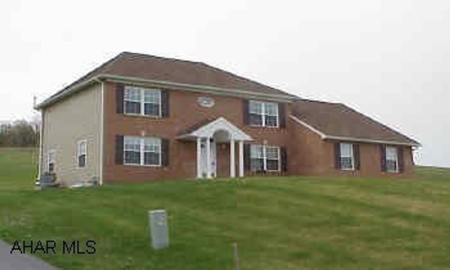 Lovely 2-story colonial - Immaculate.  Pretty maple kitchen with hardwood floors and gorgeous master bath.  1st floor library and  living room, plus family room.  Outstanding views.  Big Lot.  Call for appointment.