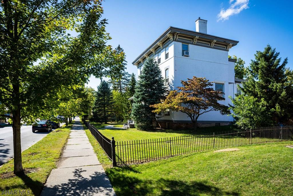 Hollidaysburg - Residential Income