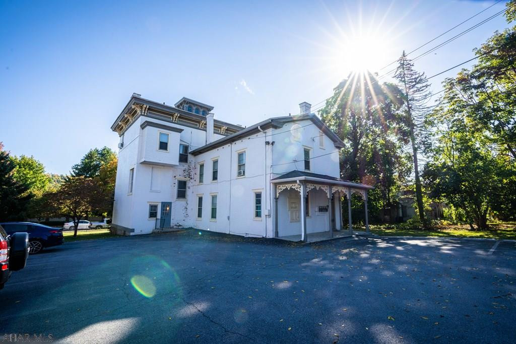 Hollidaysburg - Residential Income