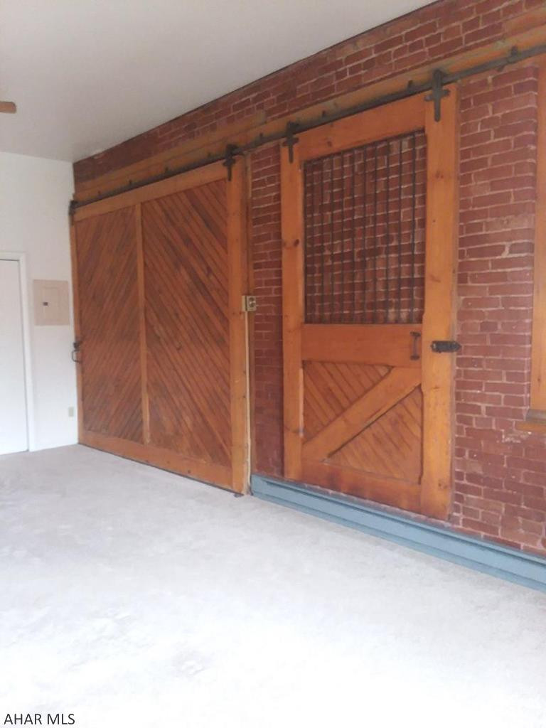 Hollidaysburg - Residential Income