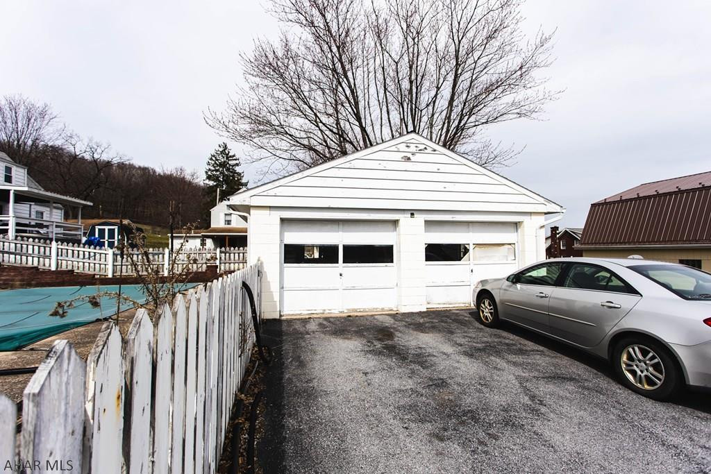 Unknown - Residential