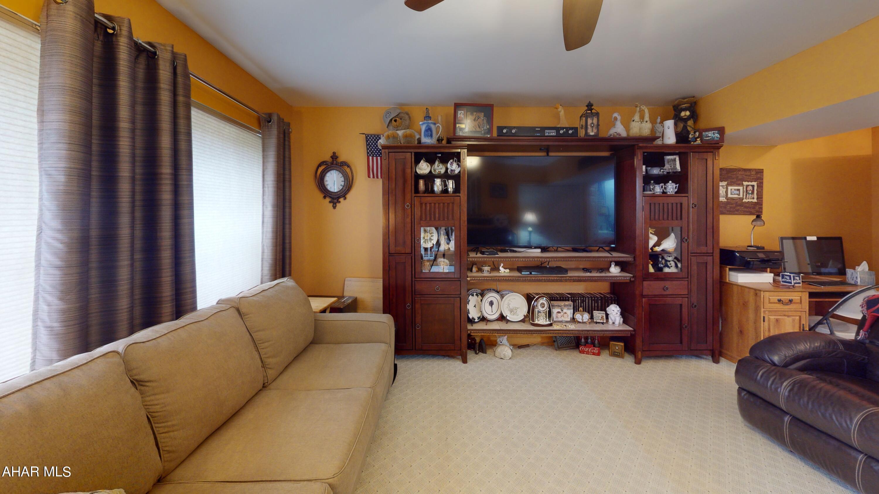 Holiday Hills - Residential