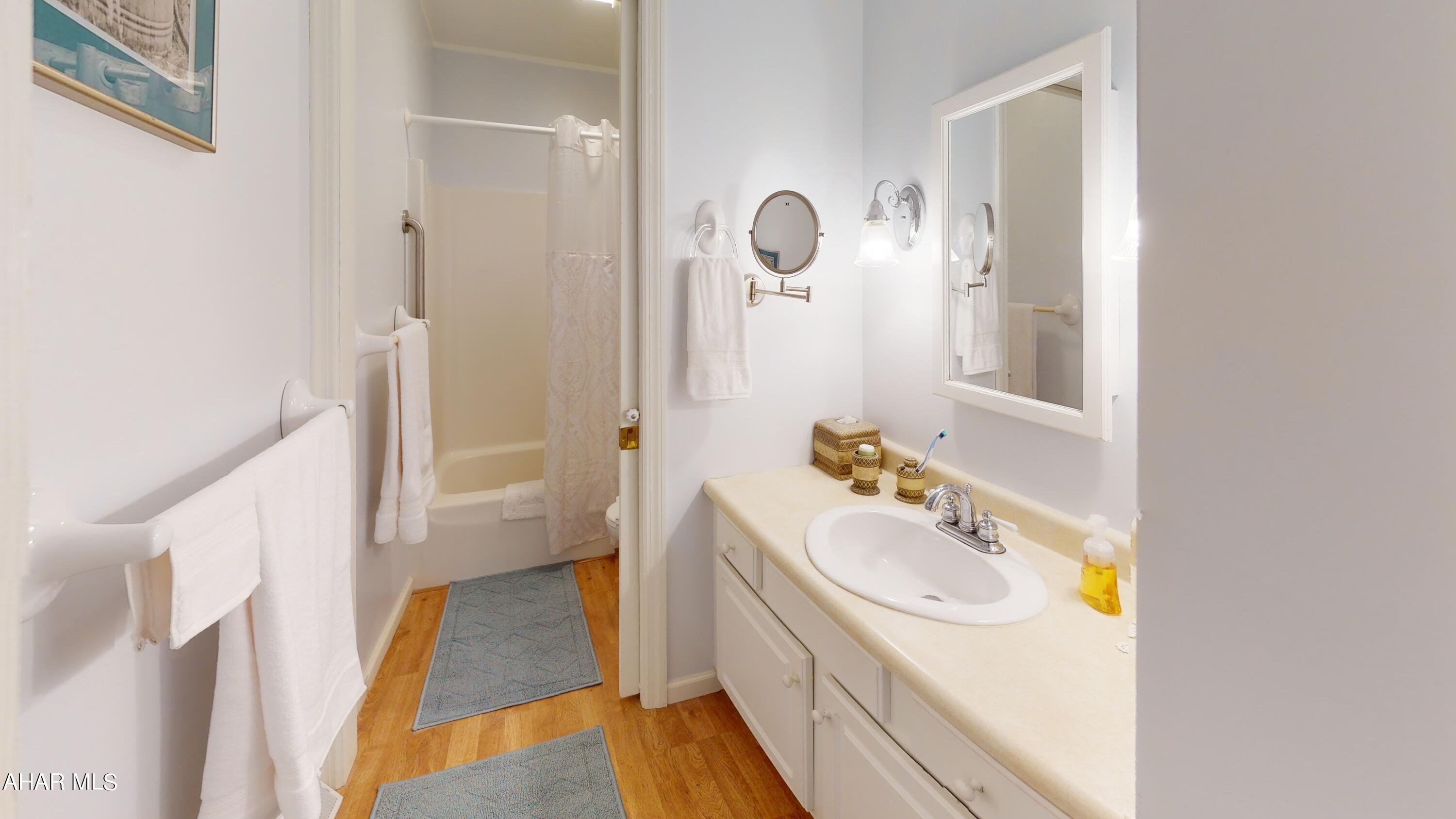 Holiday Hills - Residential