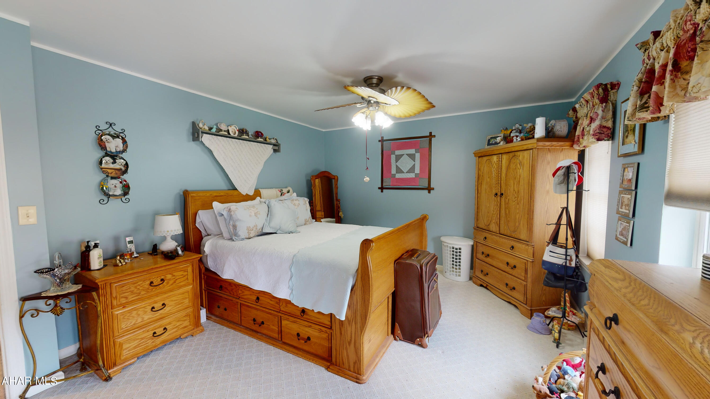 Holiday Hills - Residential