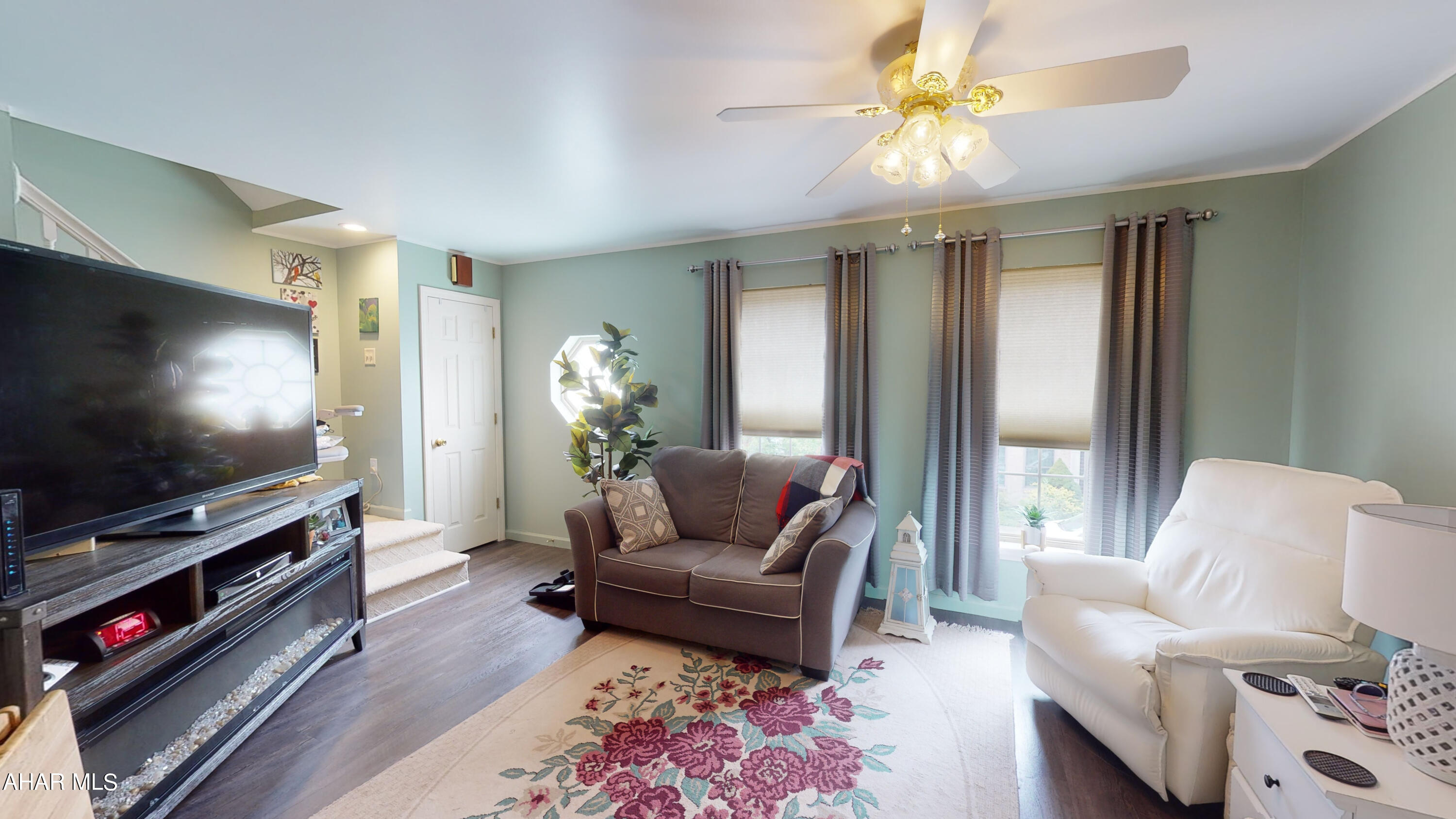 Holiday Hills - Residential