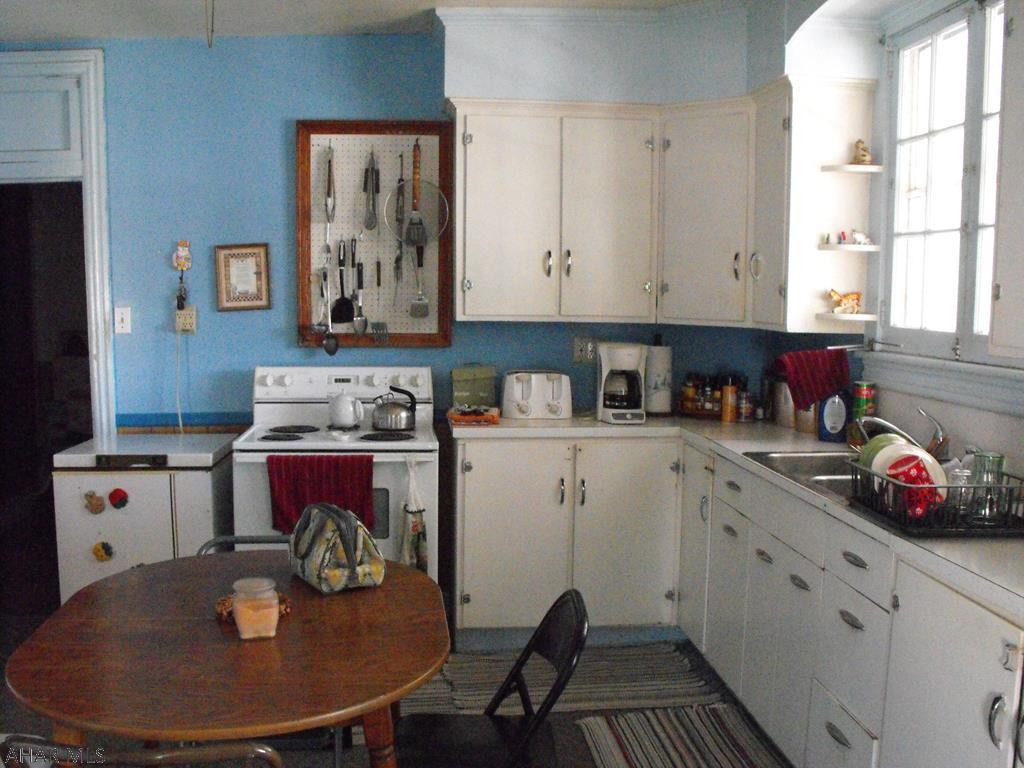 Unknown - Commercial Sale