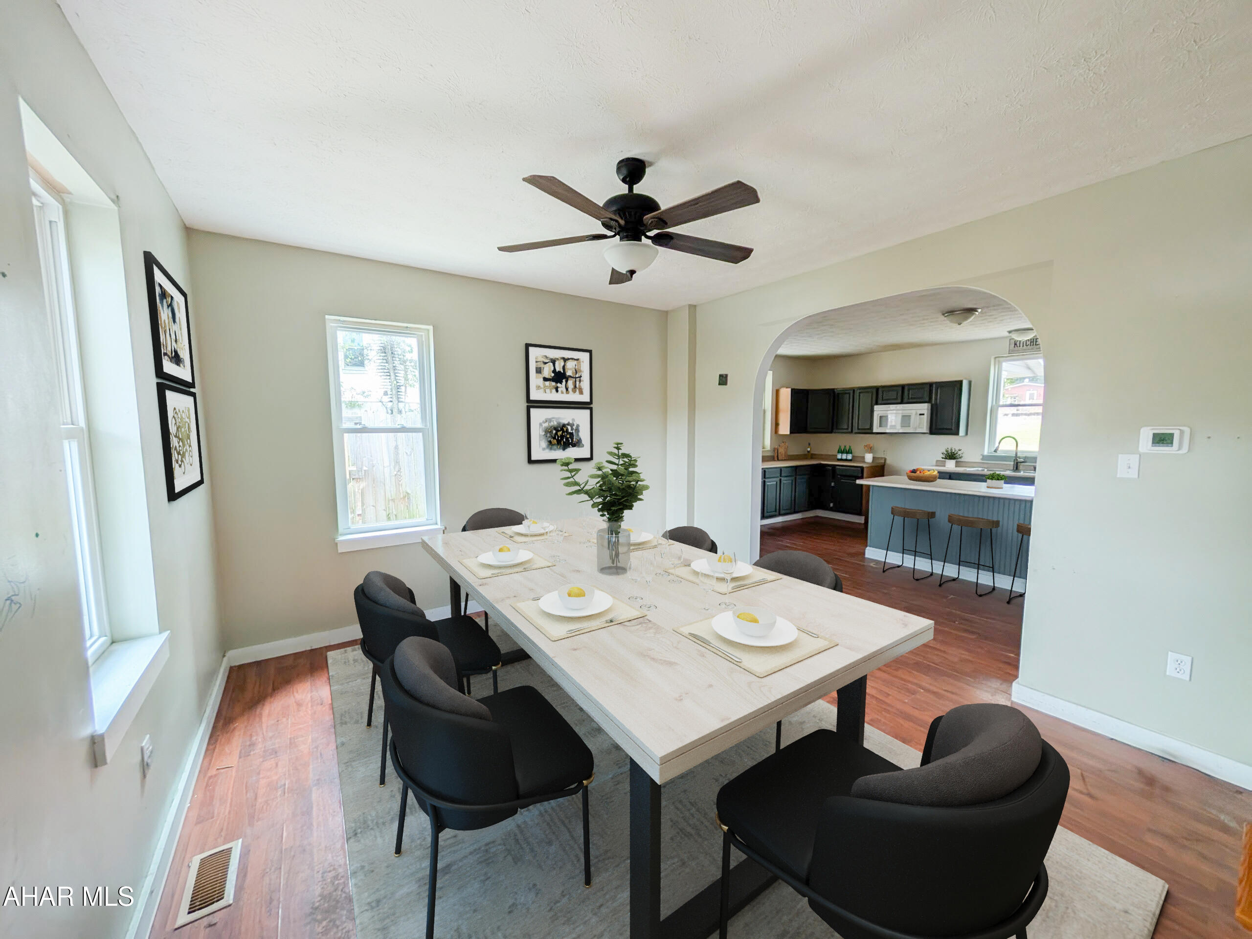 Saxton - Residential