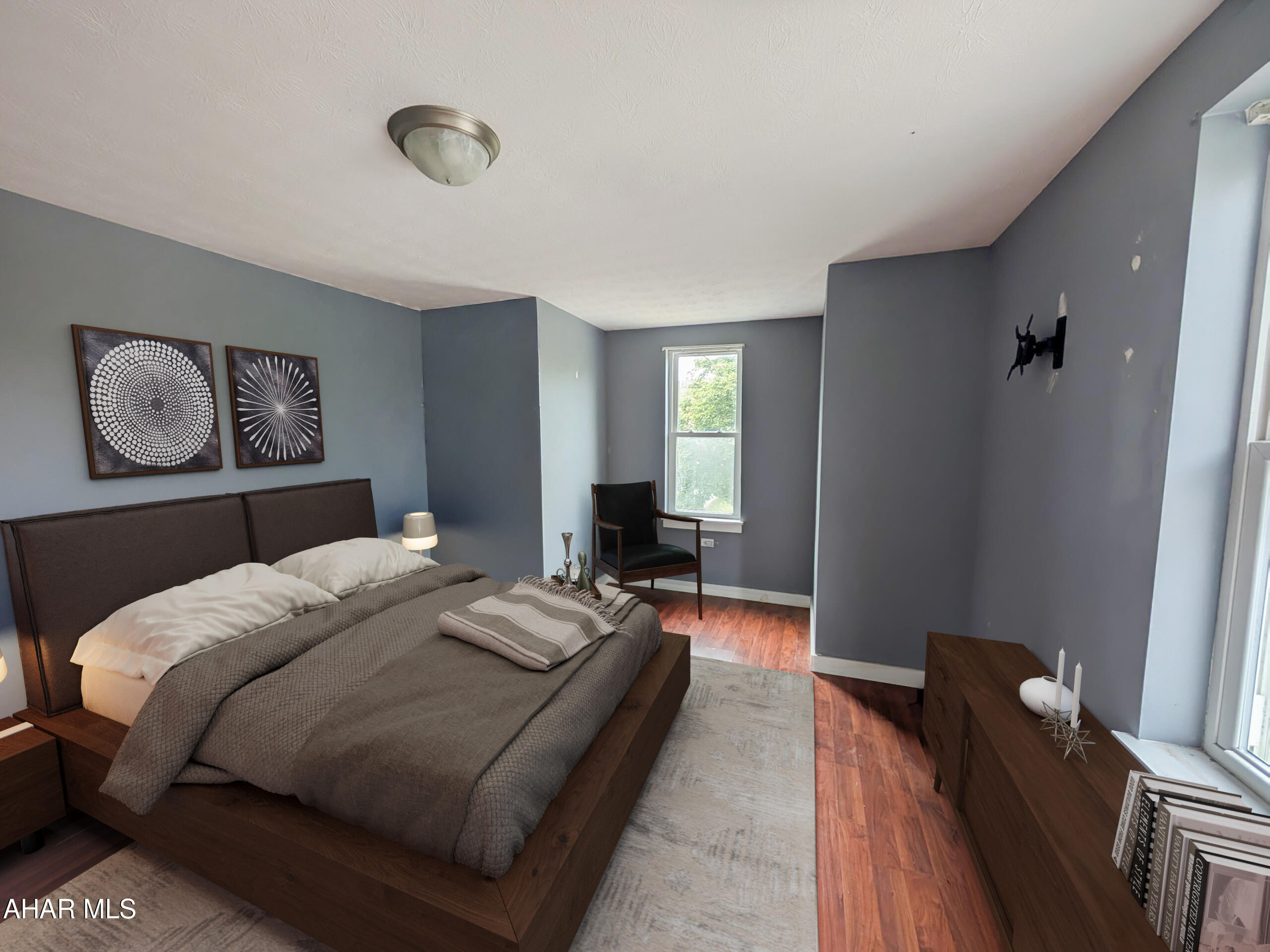 Saxton - Residential