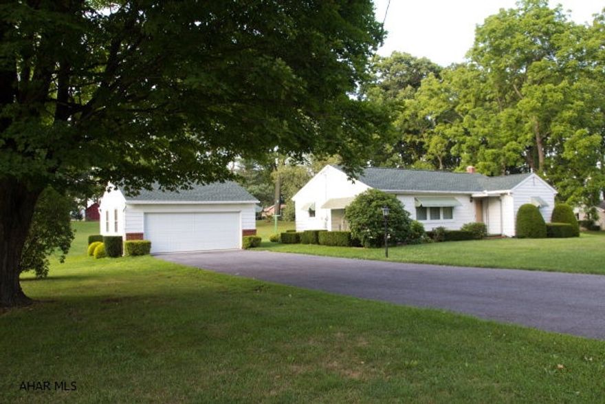 Well-maintained, 3 bedroom 1 bath ranch on .94 acres in Bedford School District.  Quiet setting with mature landscaping close to town.  New roof. A must see!